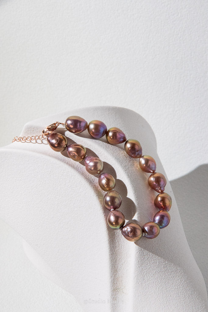 Avocado Pearls — Metallic Green Baroque Freshwater Pearl Bracelet