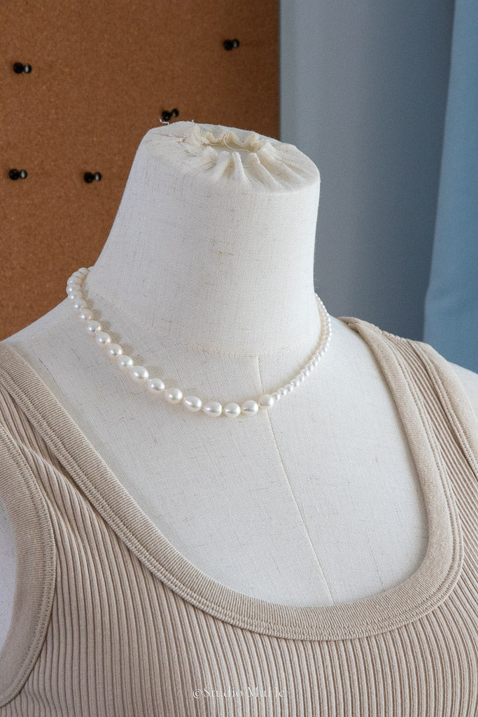 Daily rains-White Drop & Round Freshwater Pearl Necklace