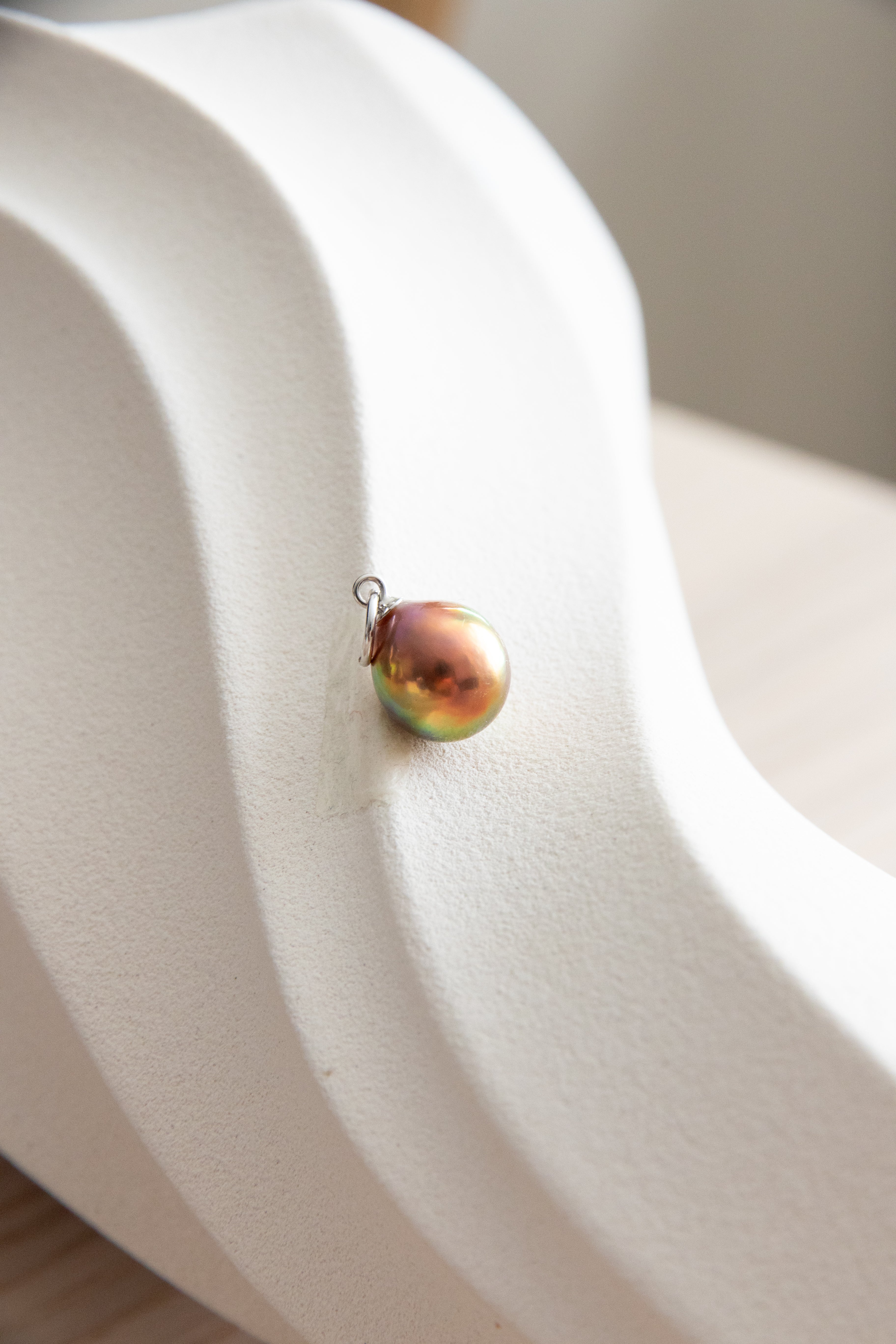 Excellent level Crazy Green avocado pendant