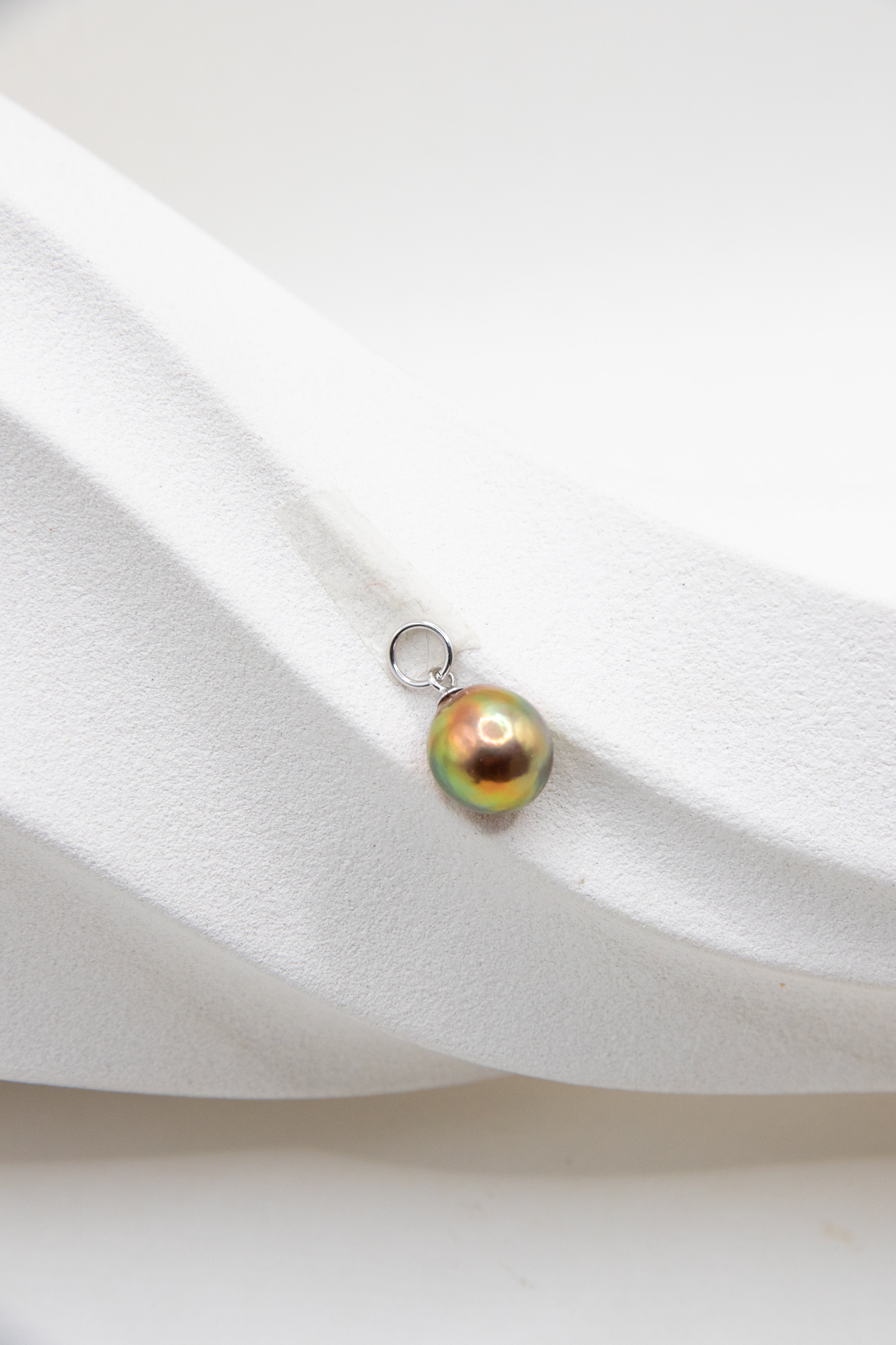 Excellent level Crazy Green avocado pendant
