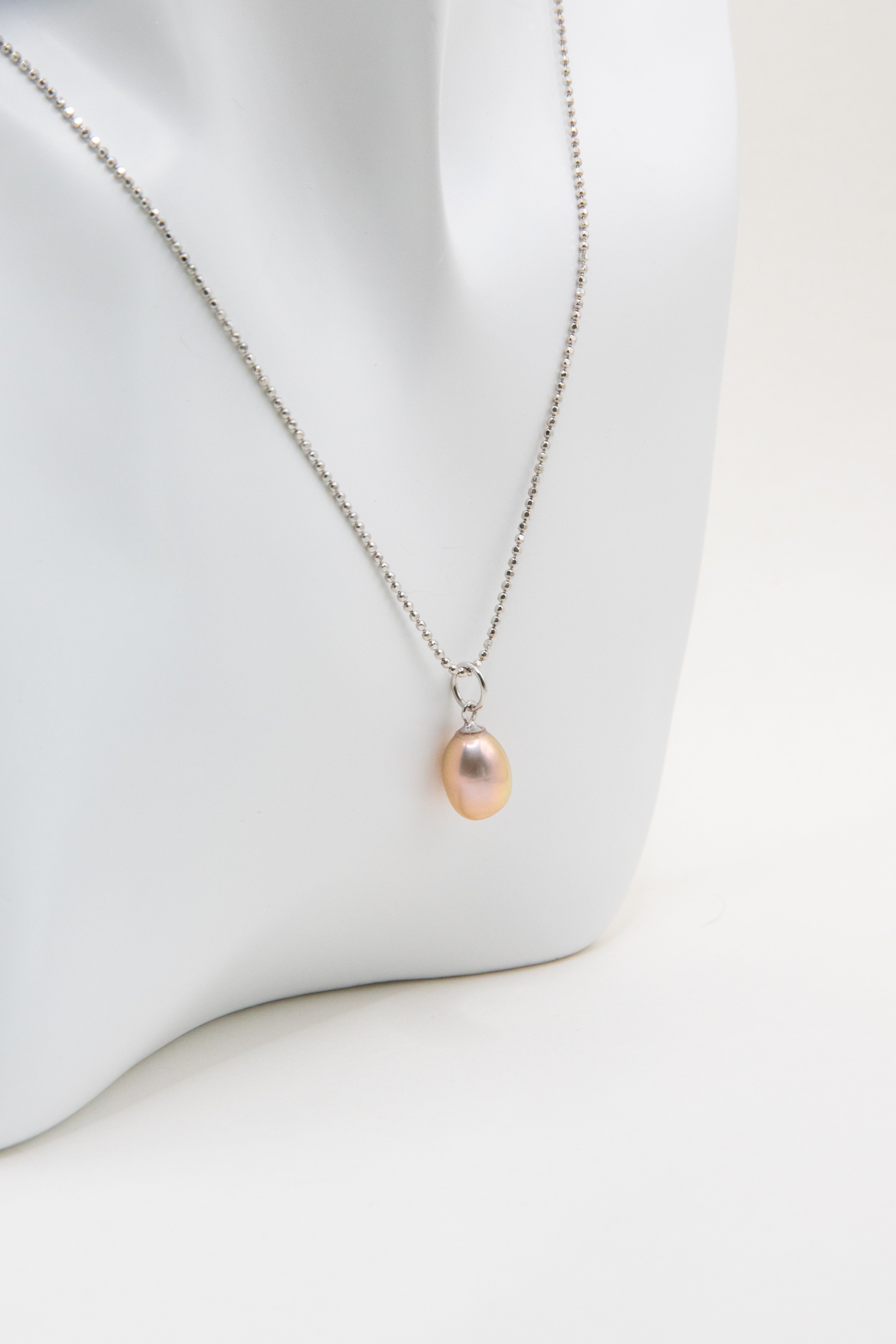Golden Tear Drop-Necklace