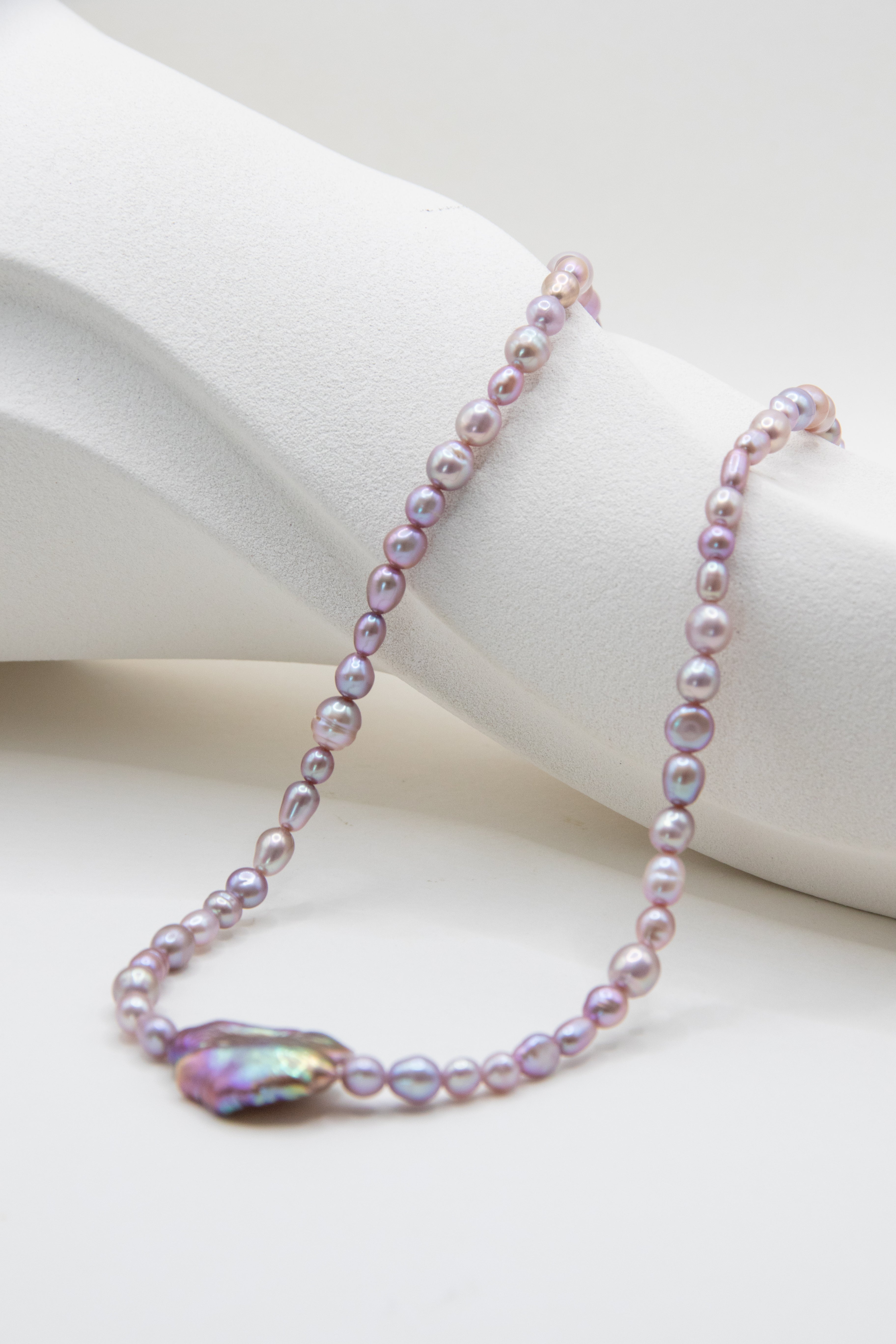 Collarbone Purple Aurora
