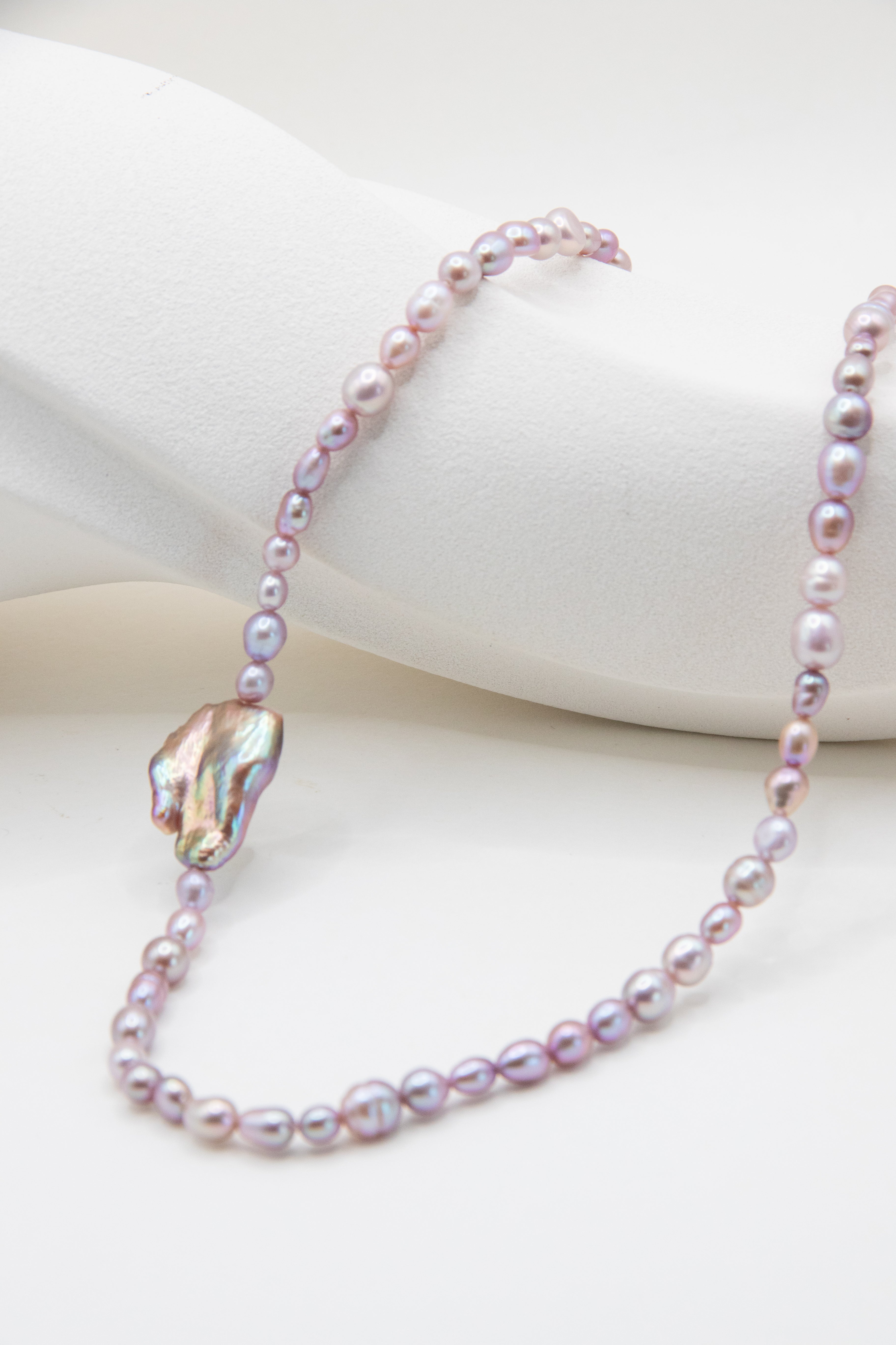 Collarbone Purple Aurora