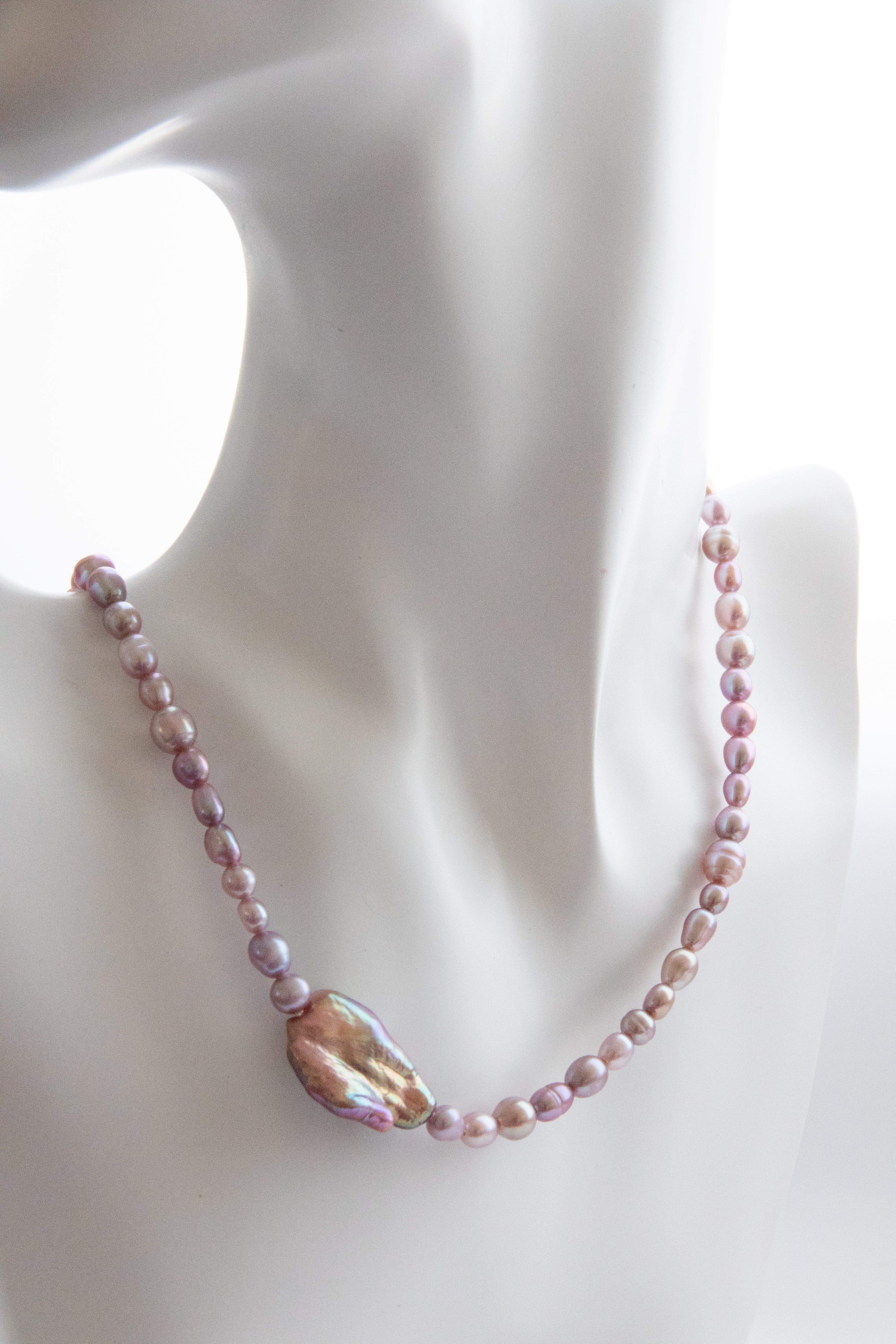 Collarbone Purple Aurora