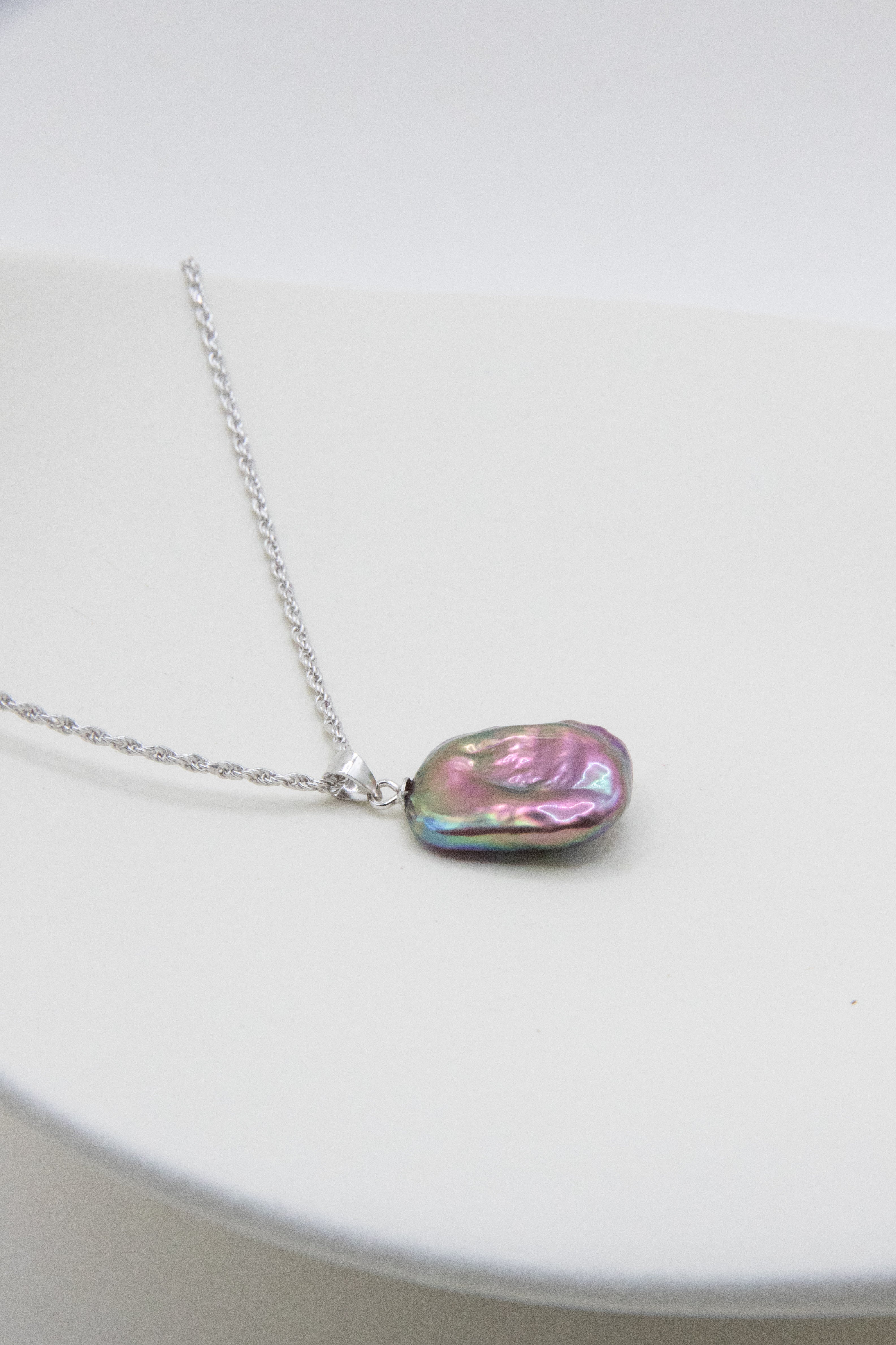 Excellent level square pearl set-The Charming Wine