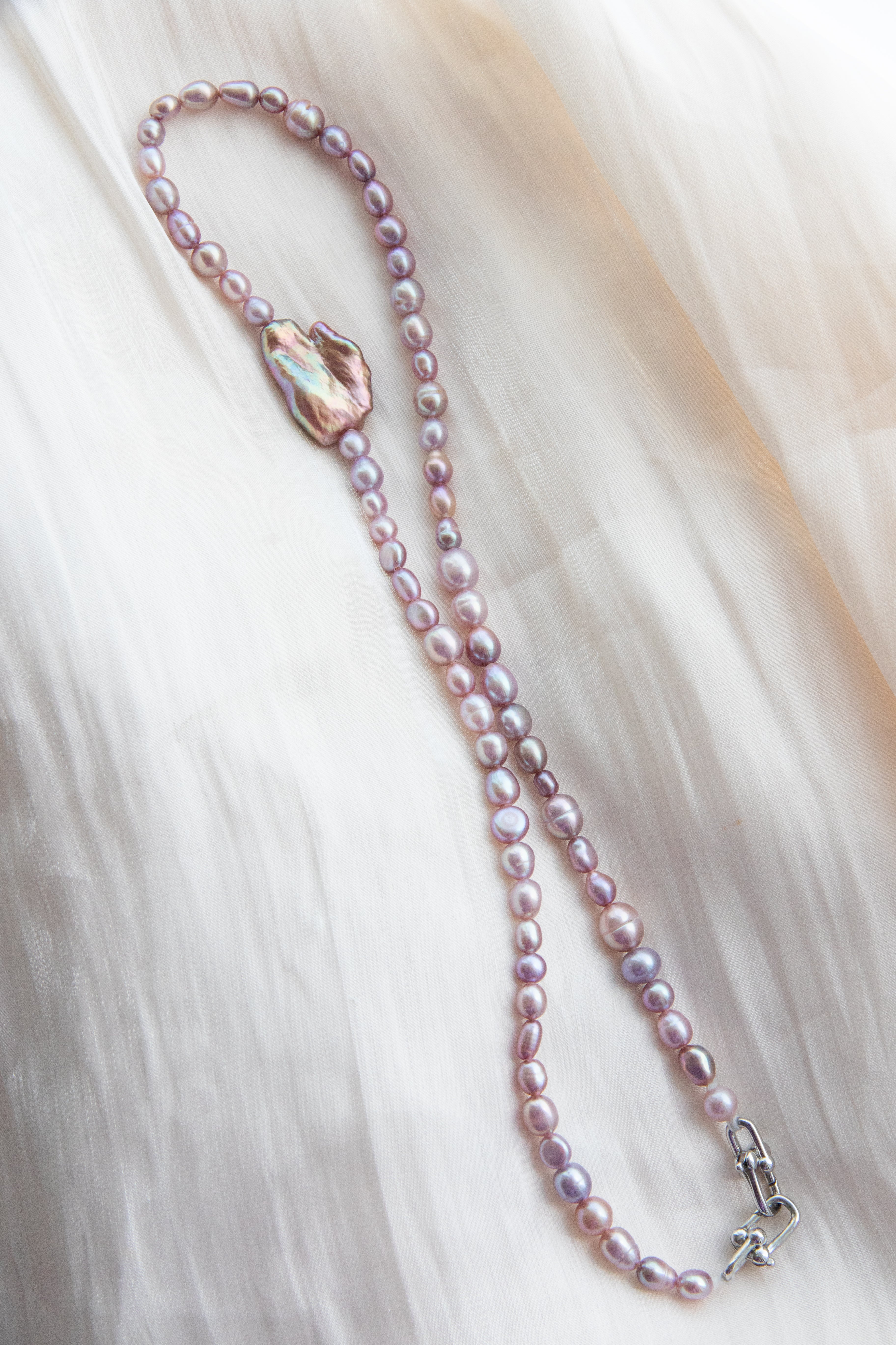 Collarbone Purple Aurora