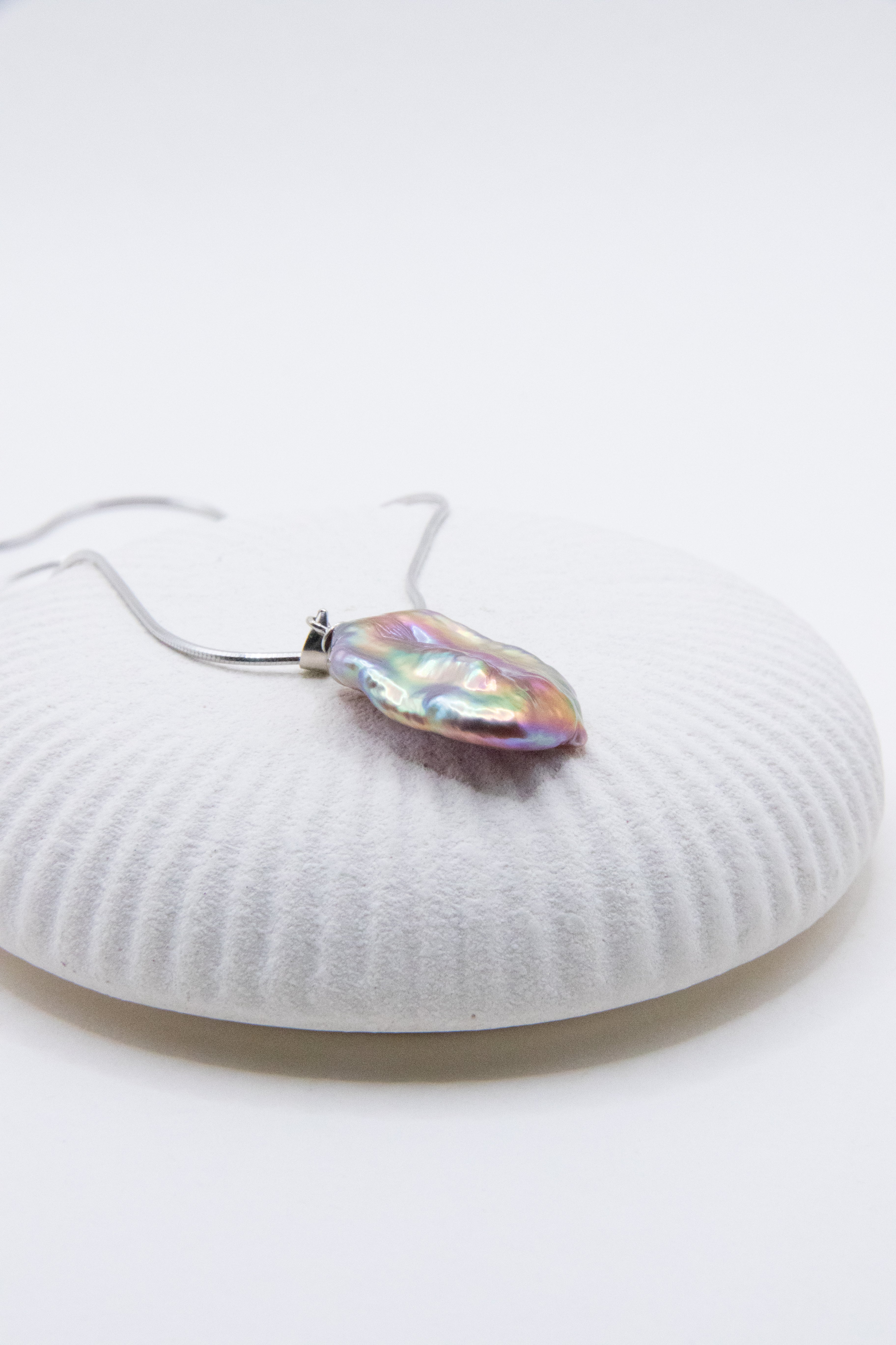 colorful fantasy-The collection level flawless freshwater seedless big petal pearl set