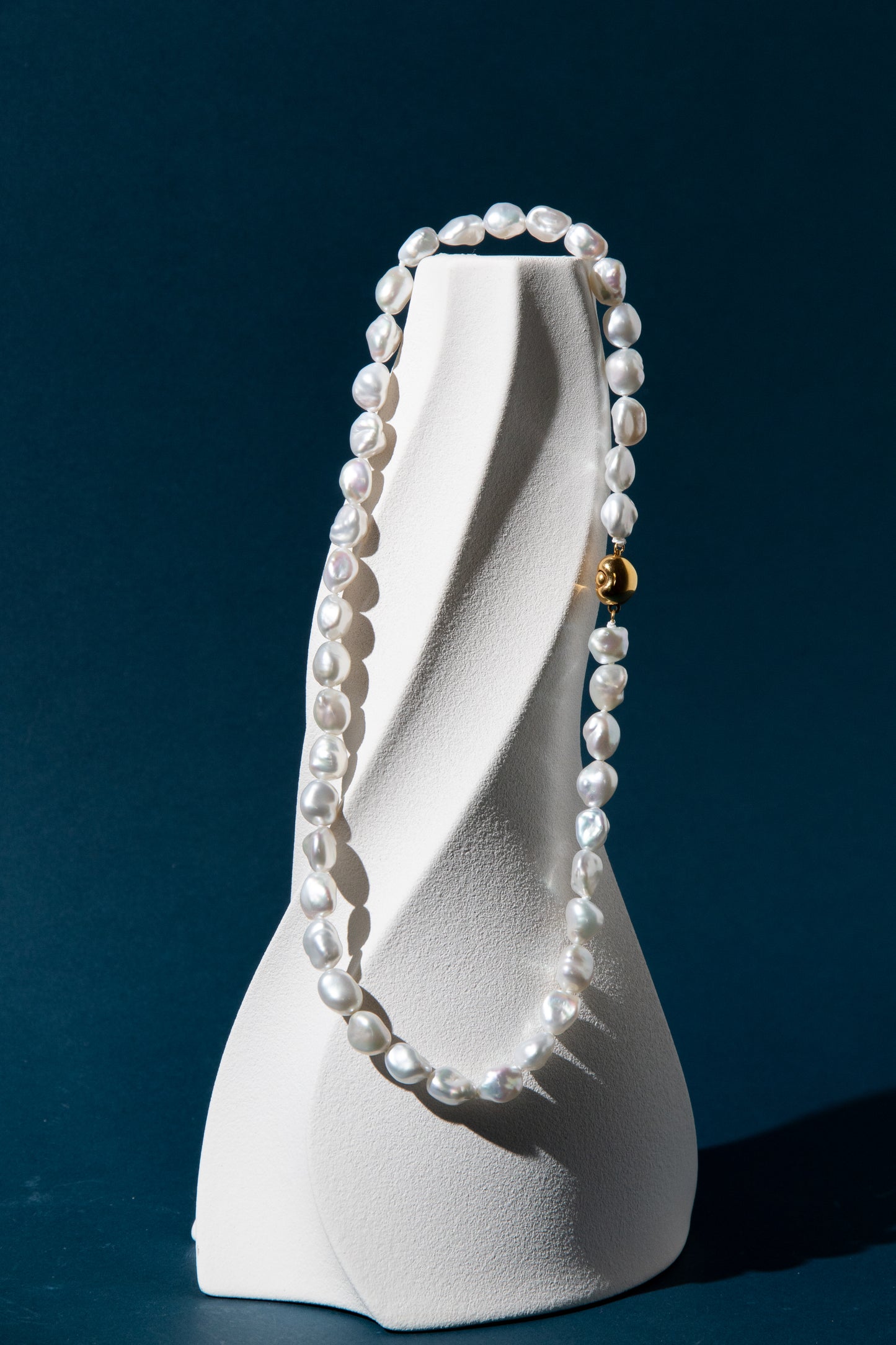 Top excellent standard white flawless re-generated seedless pearl necklace -SNOW SILVER