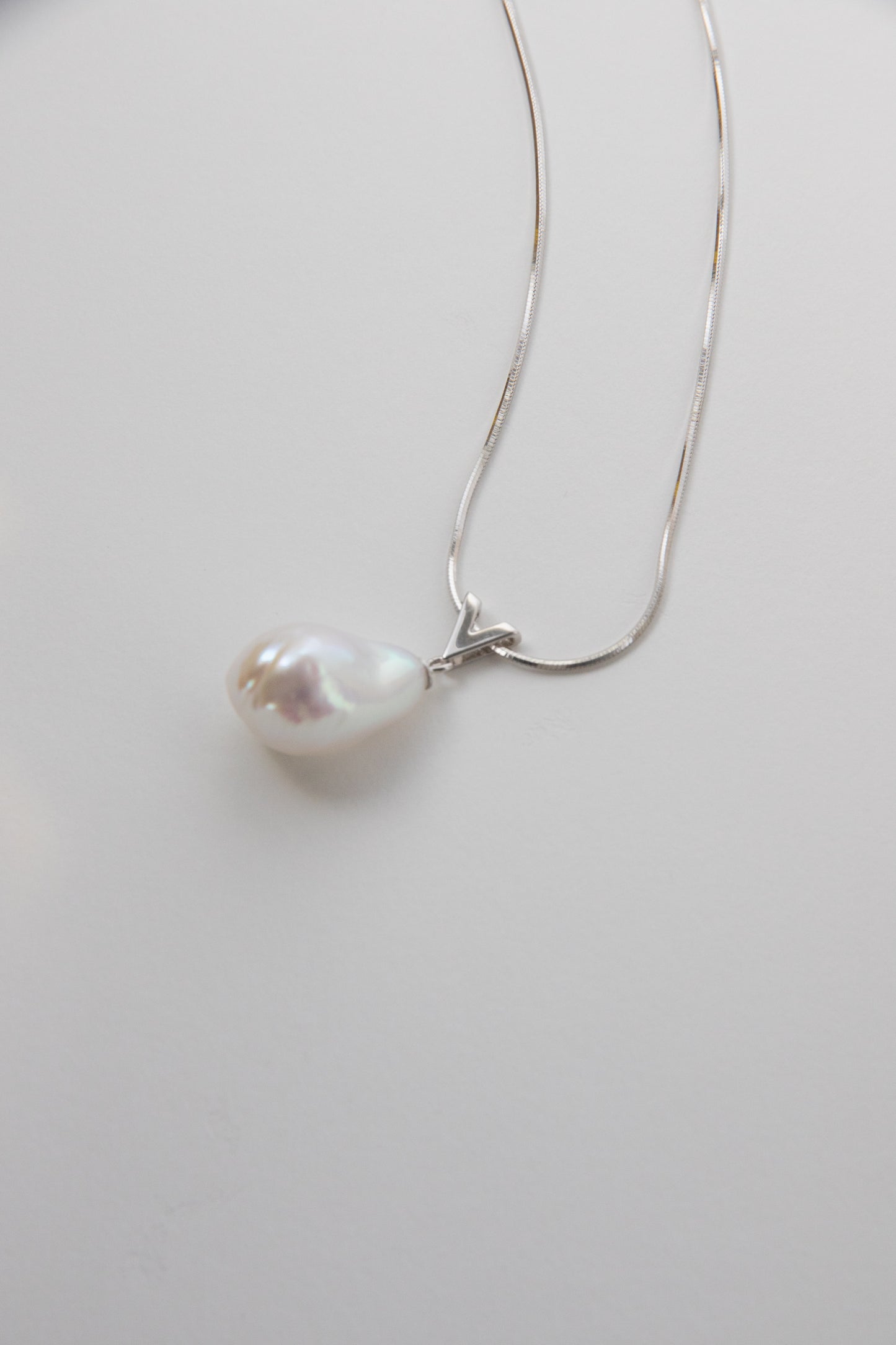 Top excellent level shiny standard white medium sized baroque pearl necklace-Nr.3