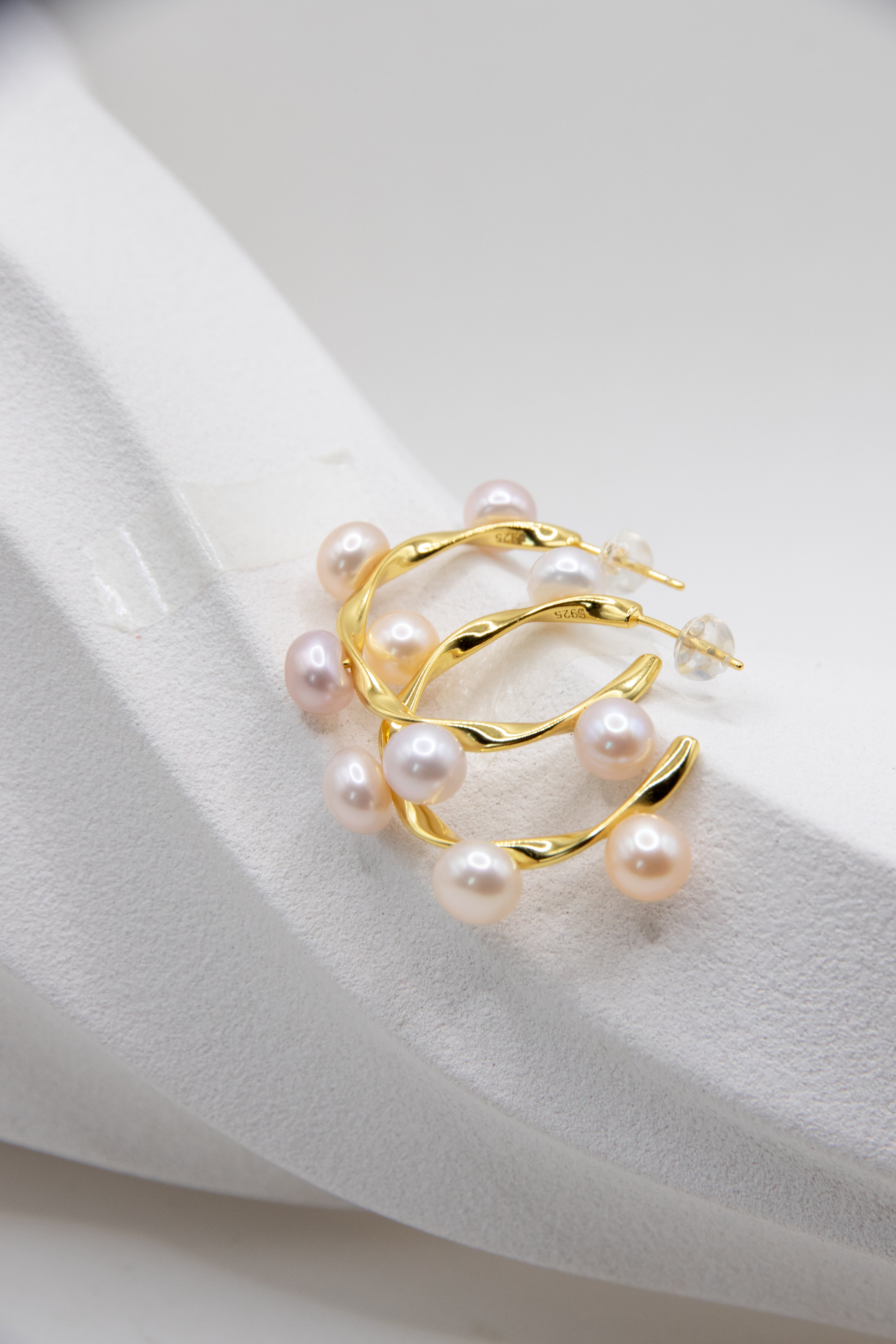 Rice Pearl Ferris Wheel Hoops