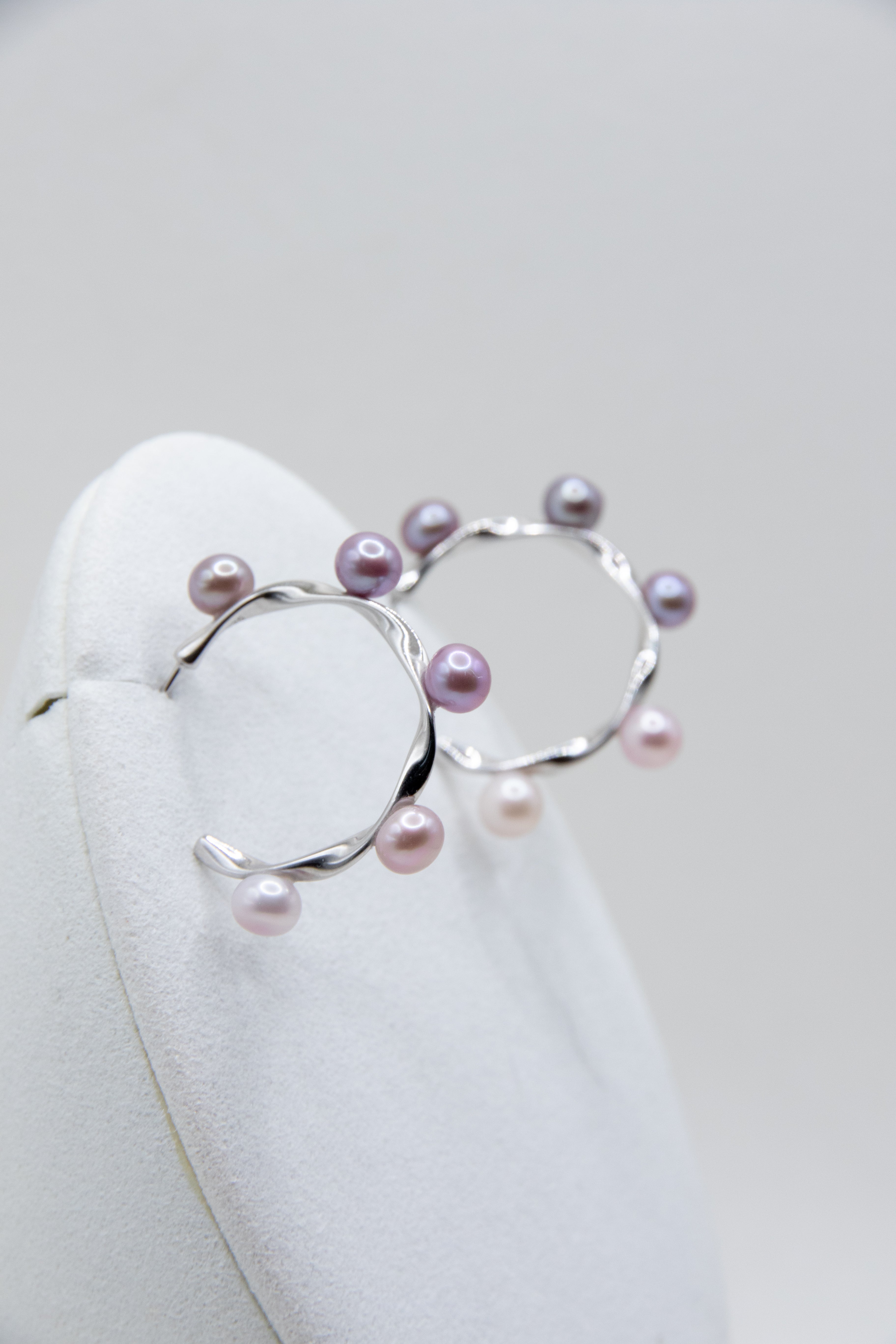 Rice Pearl Ferris Wheel Hoops