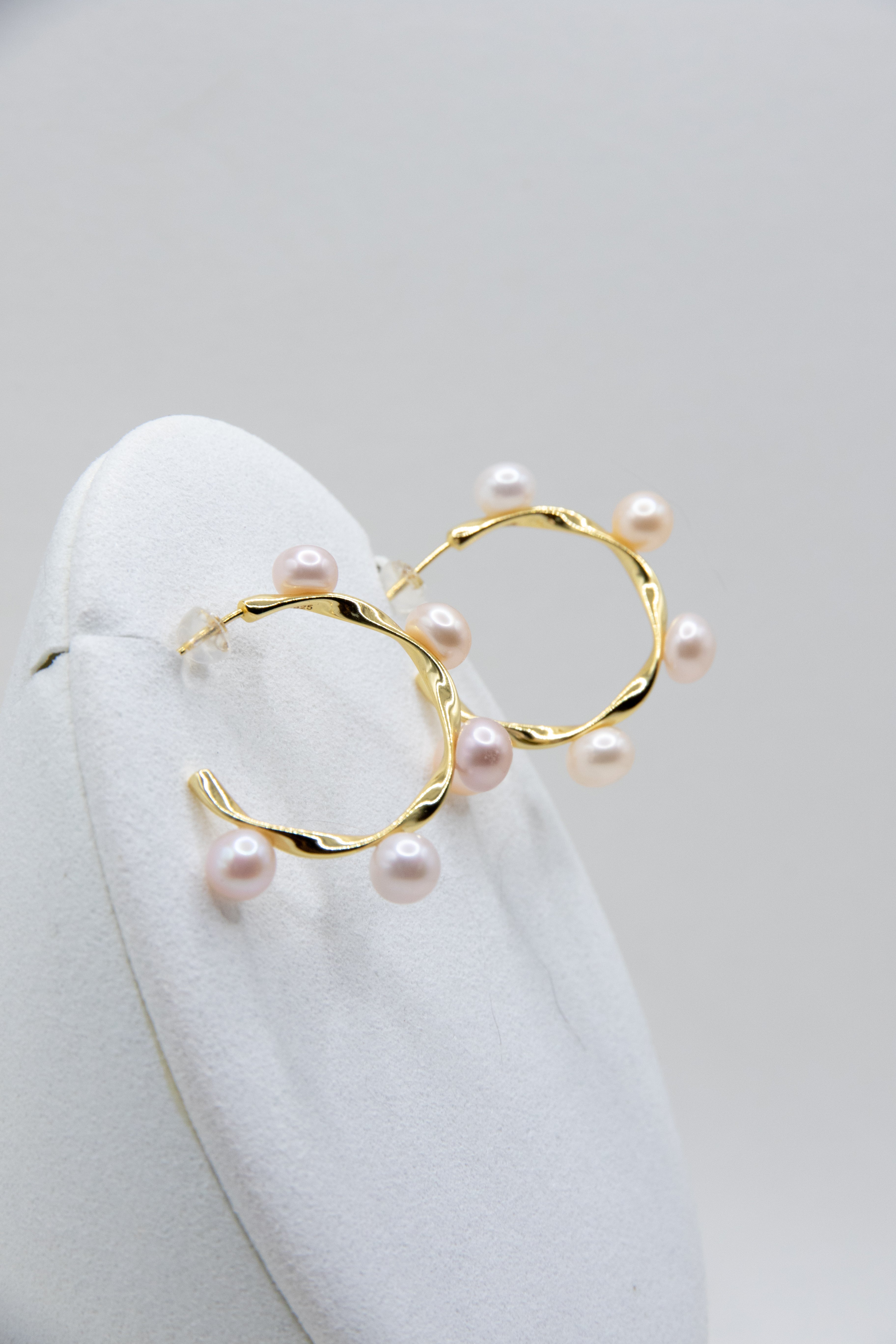 Rice Pearl Ferris Wheel Hoops