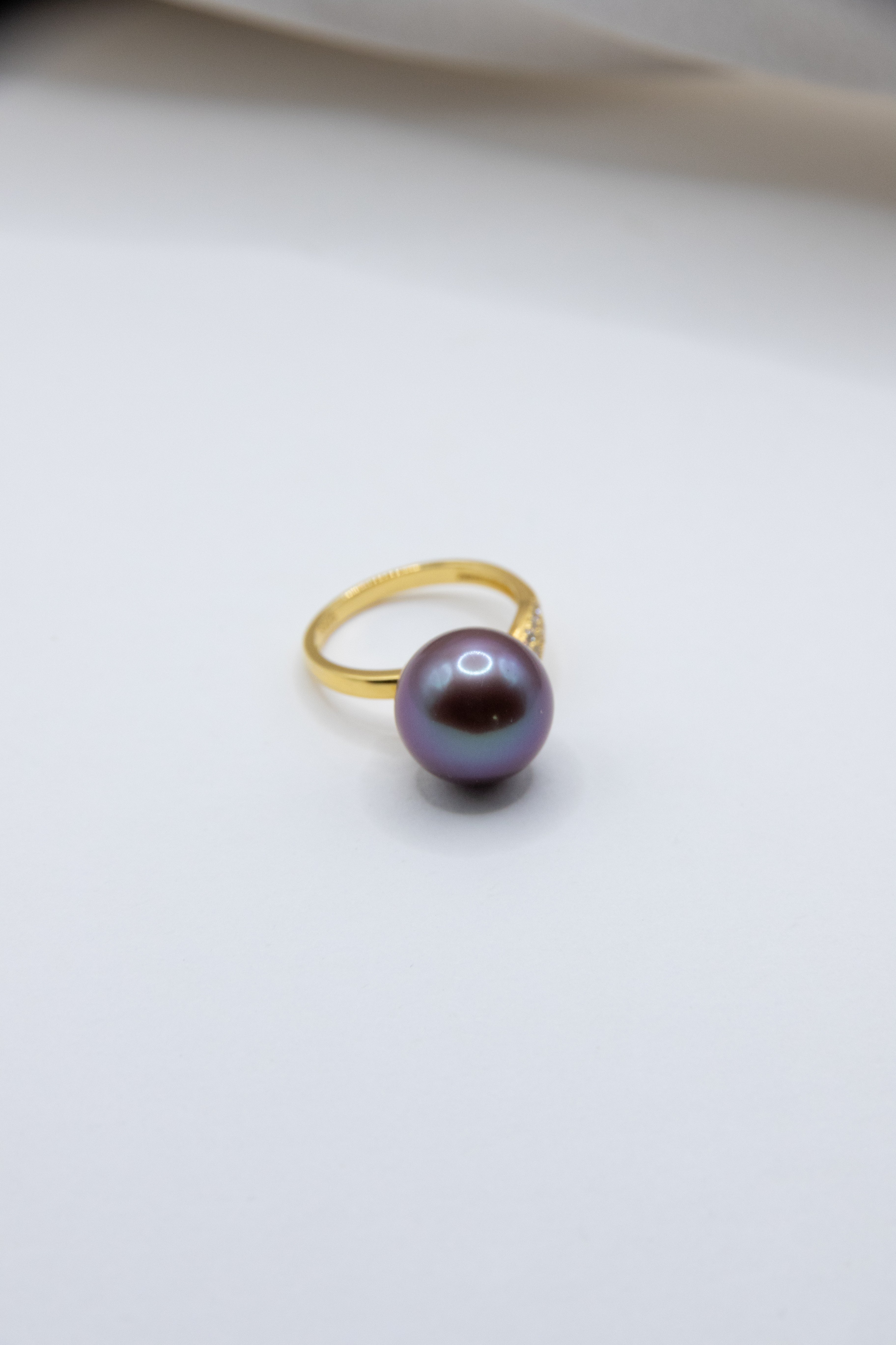 Excellent Quality Natural Deep Purple Black Round Pearl Ring
