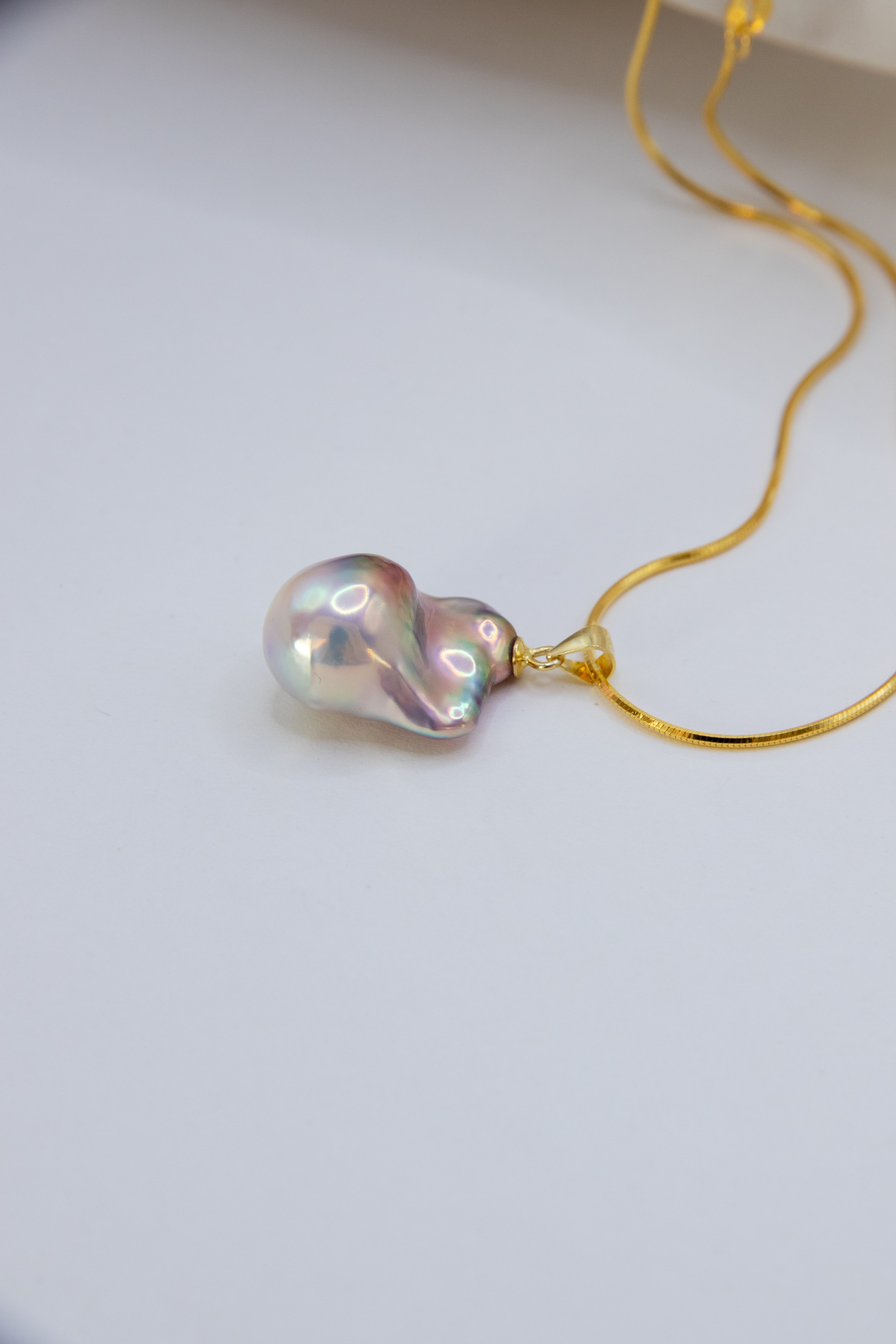 Excellent Dreamy Baroque Pink-Blue Pearl Pendant