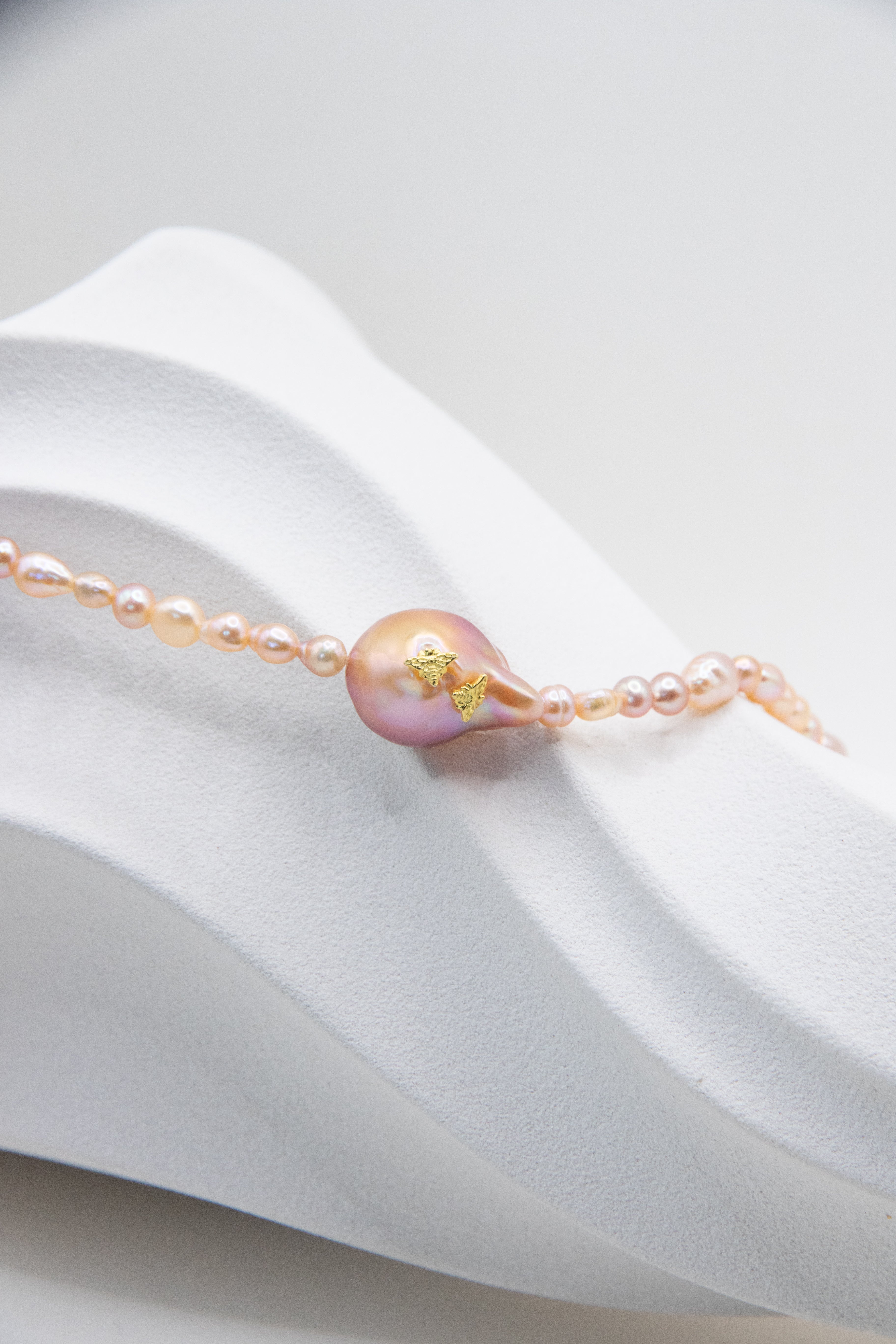 Coral Jelly Short Necklace