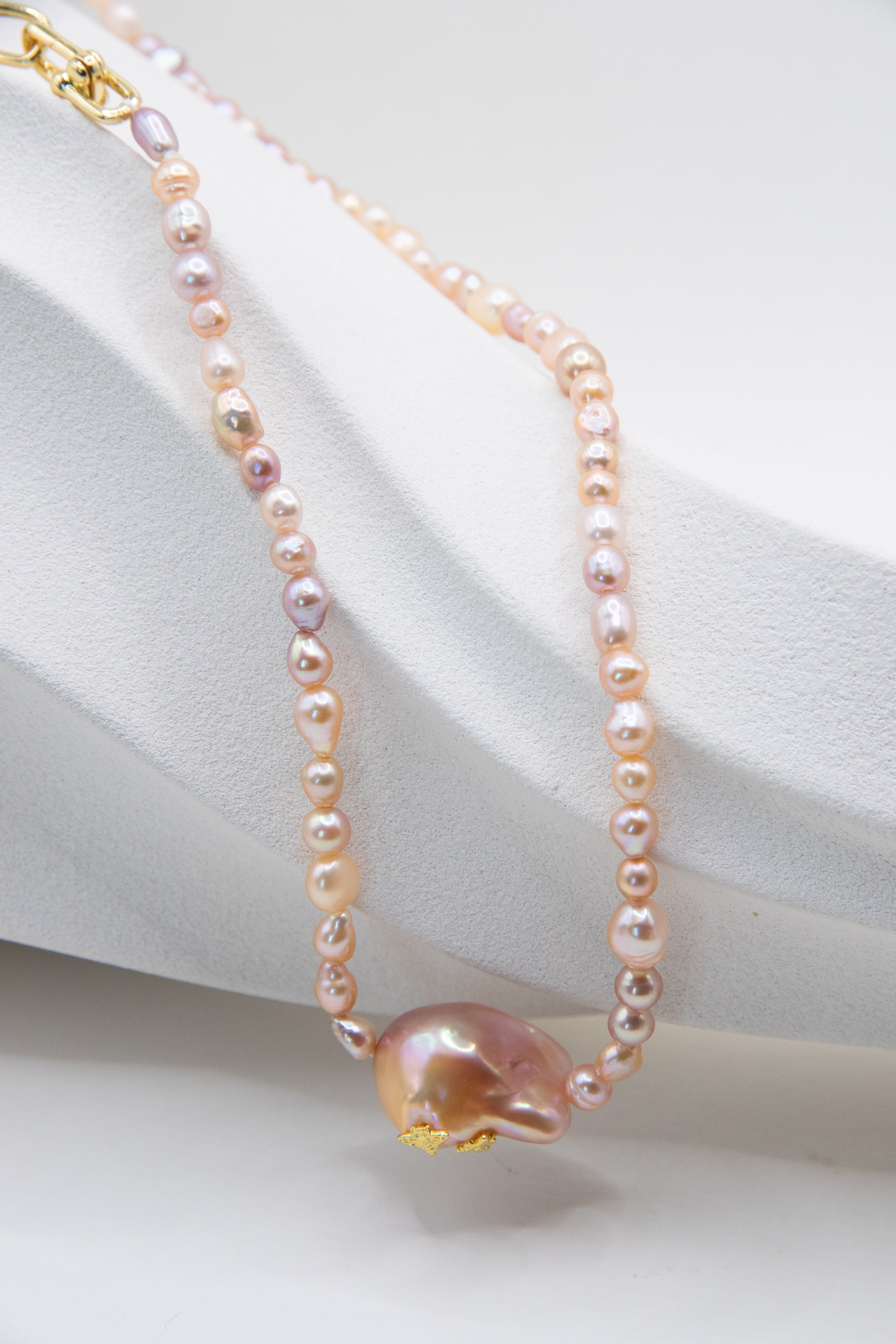 Coral Jelly Short Necklace