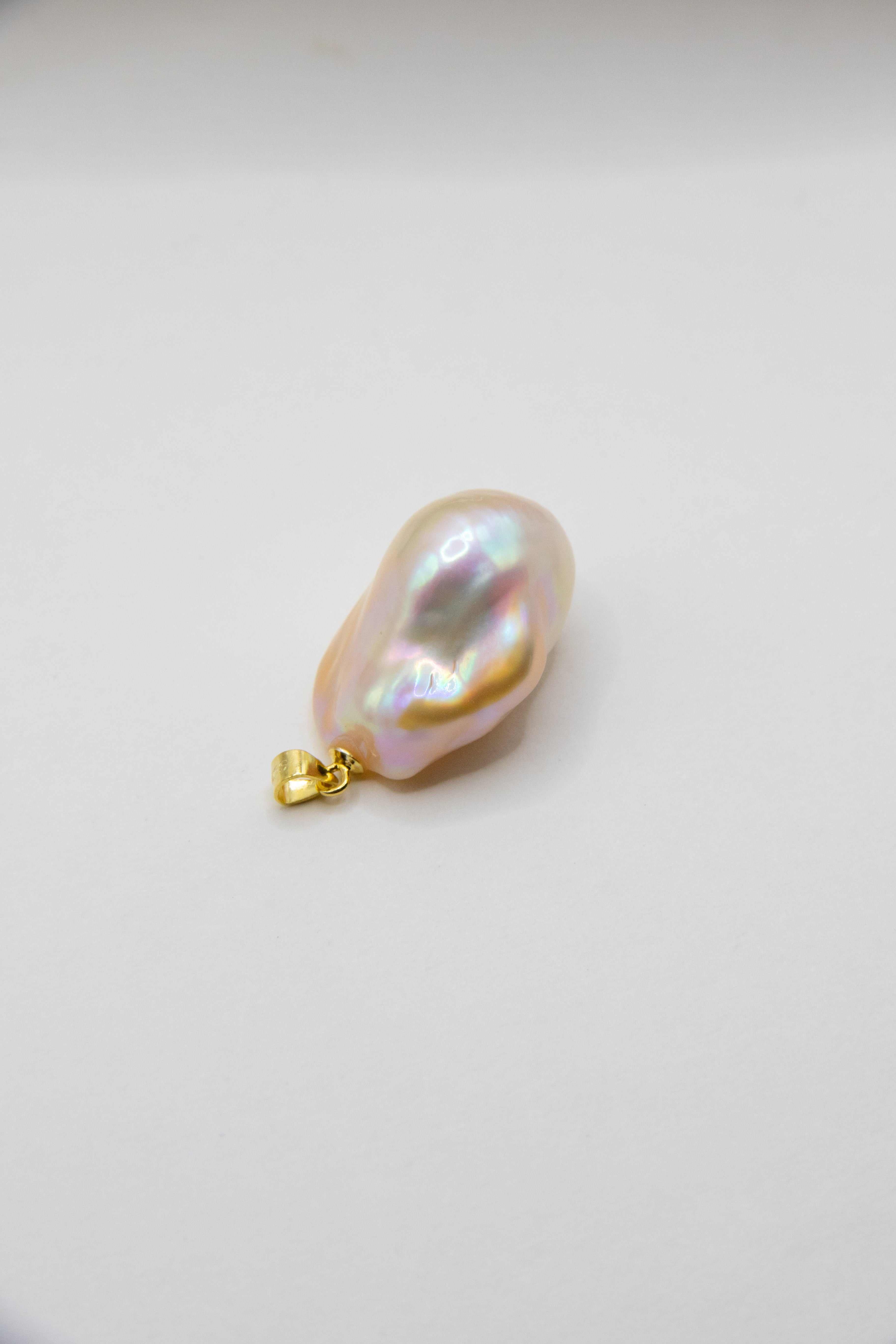 "Rainbow Champagne Jelly" Baroque Pearl Pendant