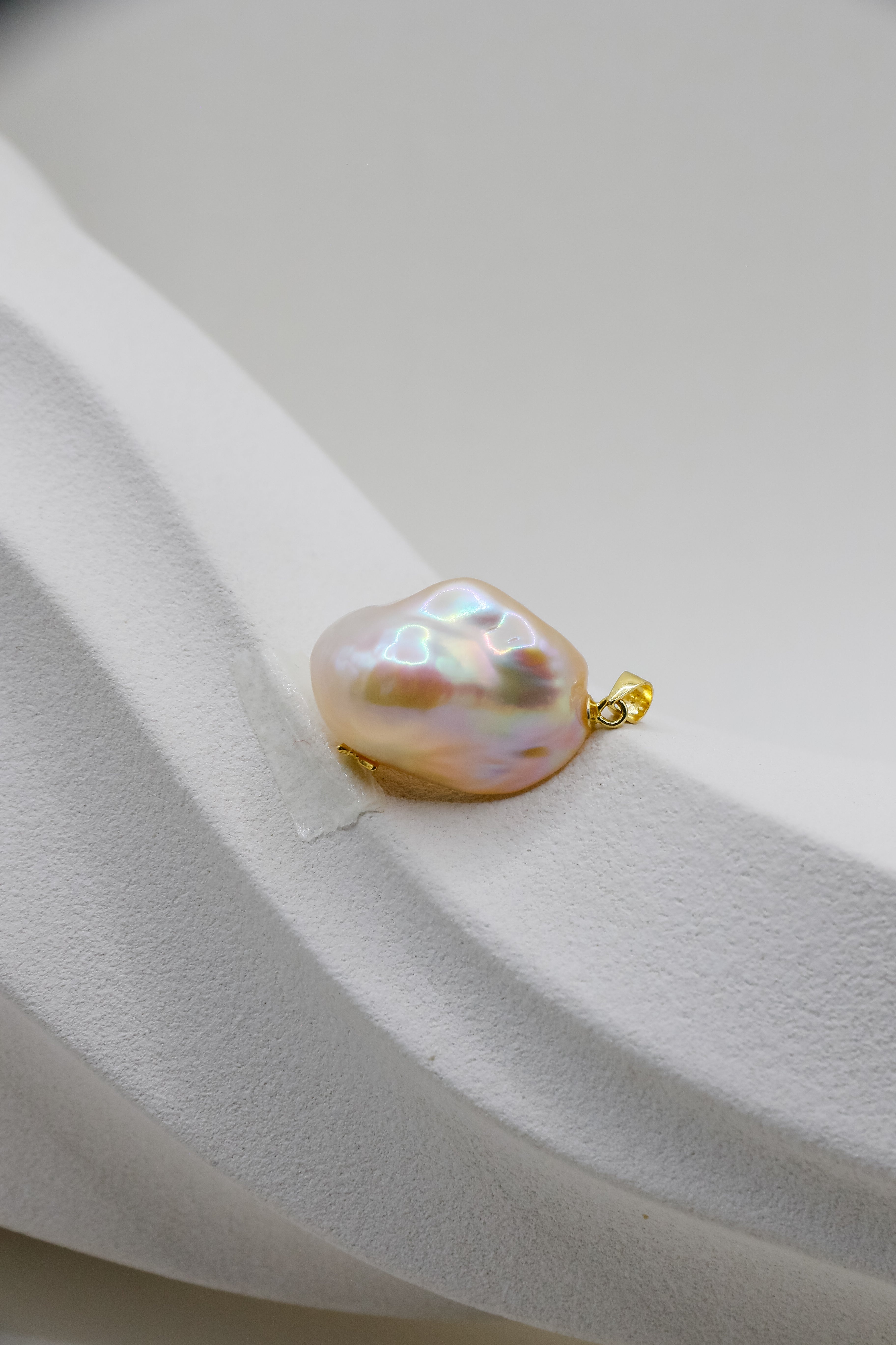 "Rainbow Champagne Jelly" Baroque Pearl Pendant