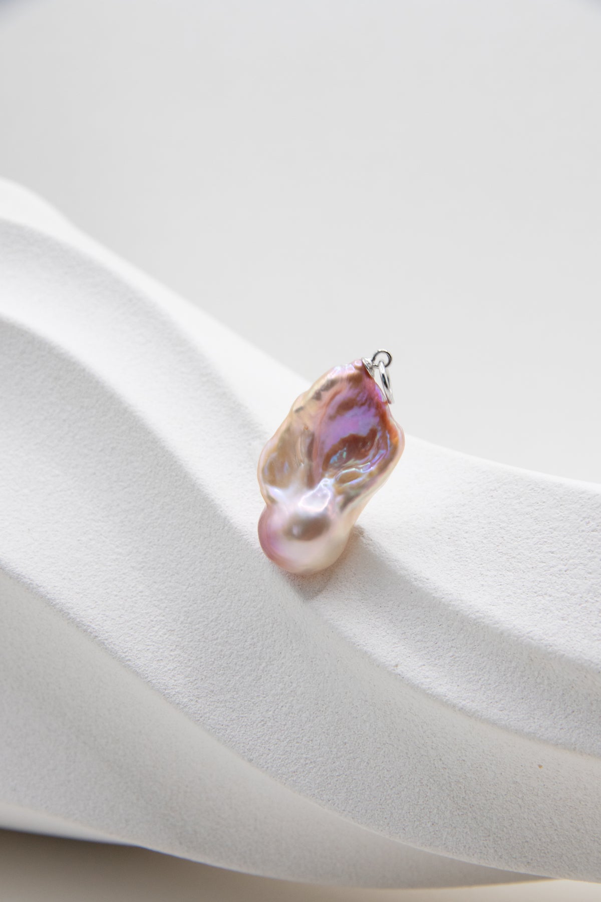 "Pink Wing" Medium Baroque Pendant