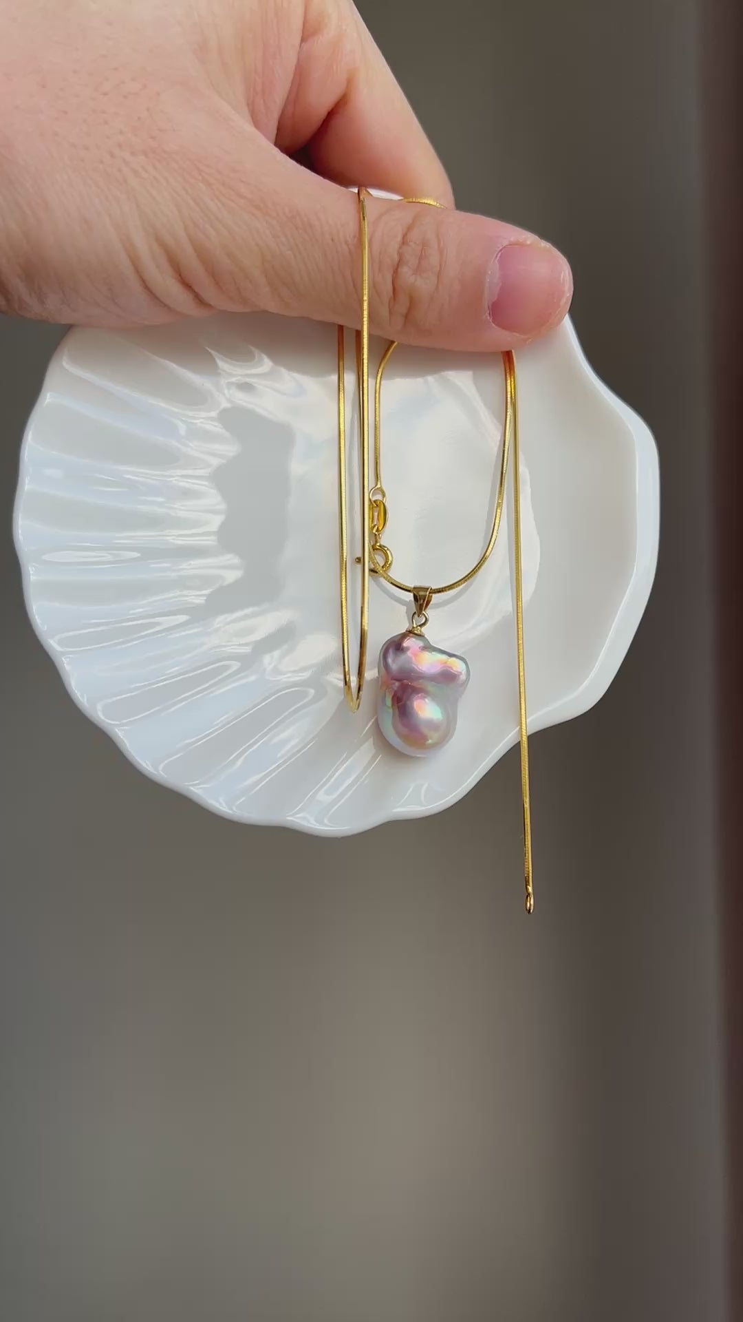 Excellent Dreamy Baroque Pink-Blue Pearl Pendant