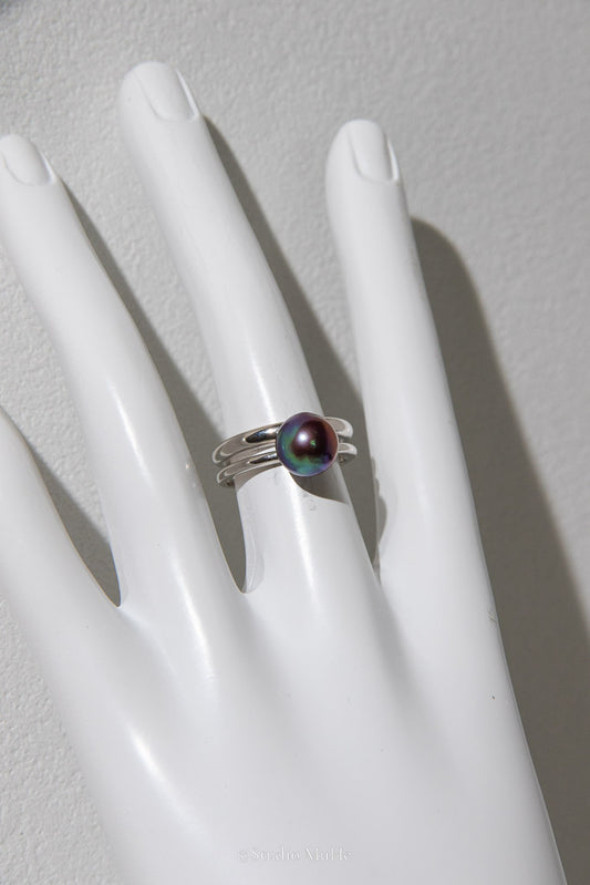 Two Sides of the Sky — Natural Two-Tone Freshwater Pearl Ring