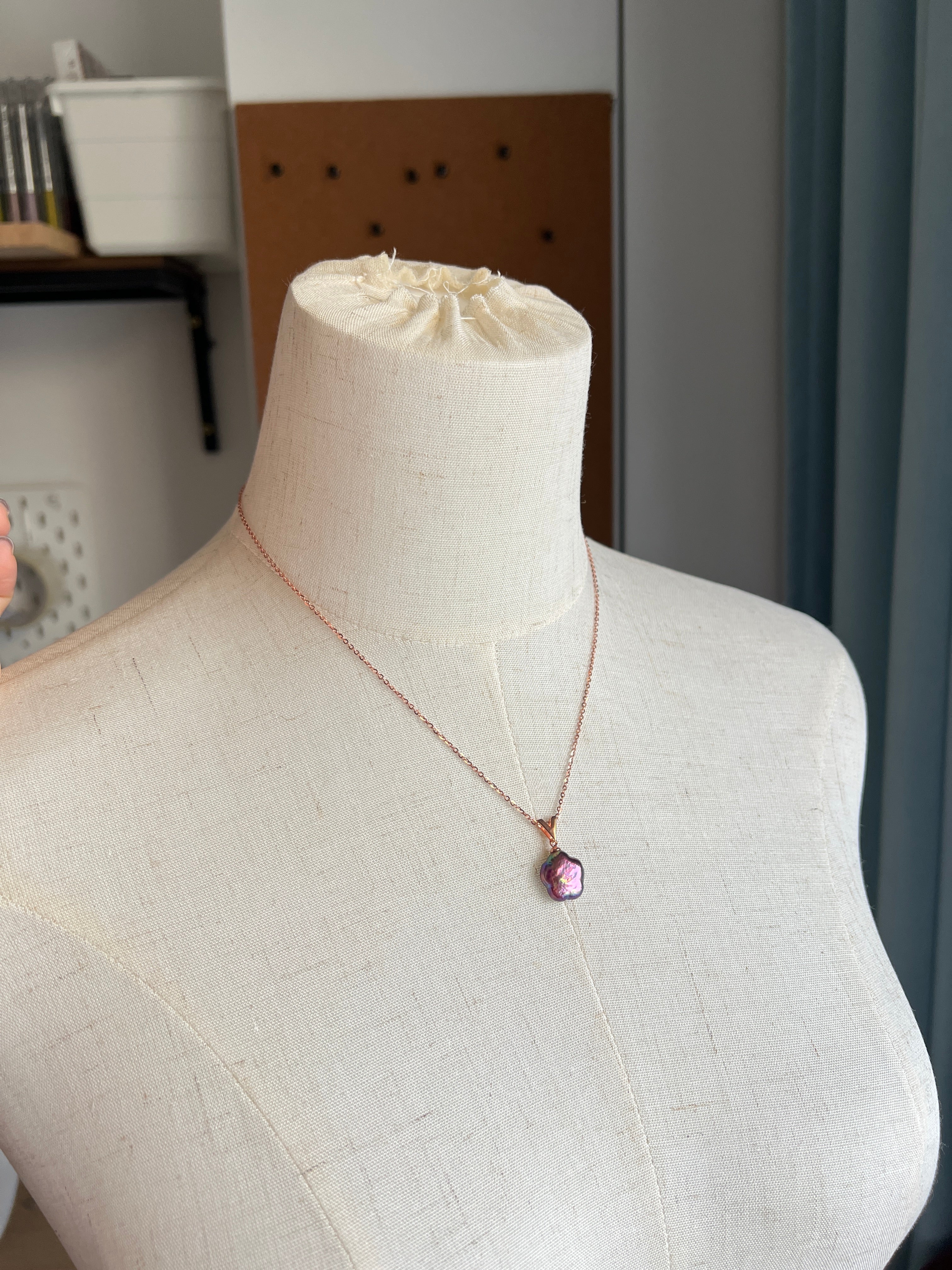 Excellent level floral pearl necklace with rose gold plated silver necklace. Order for Y.