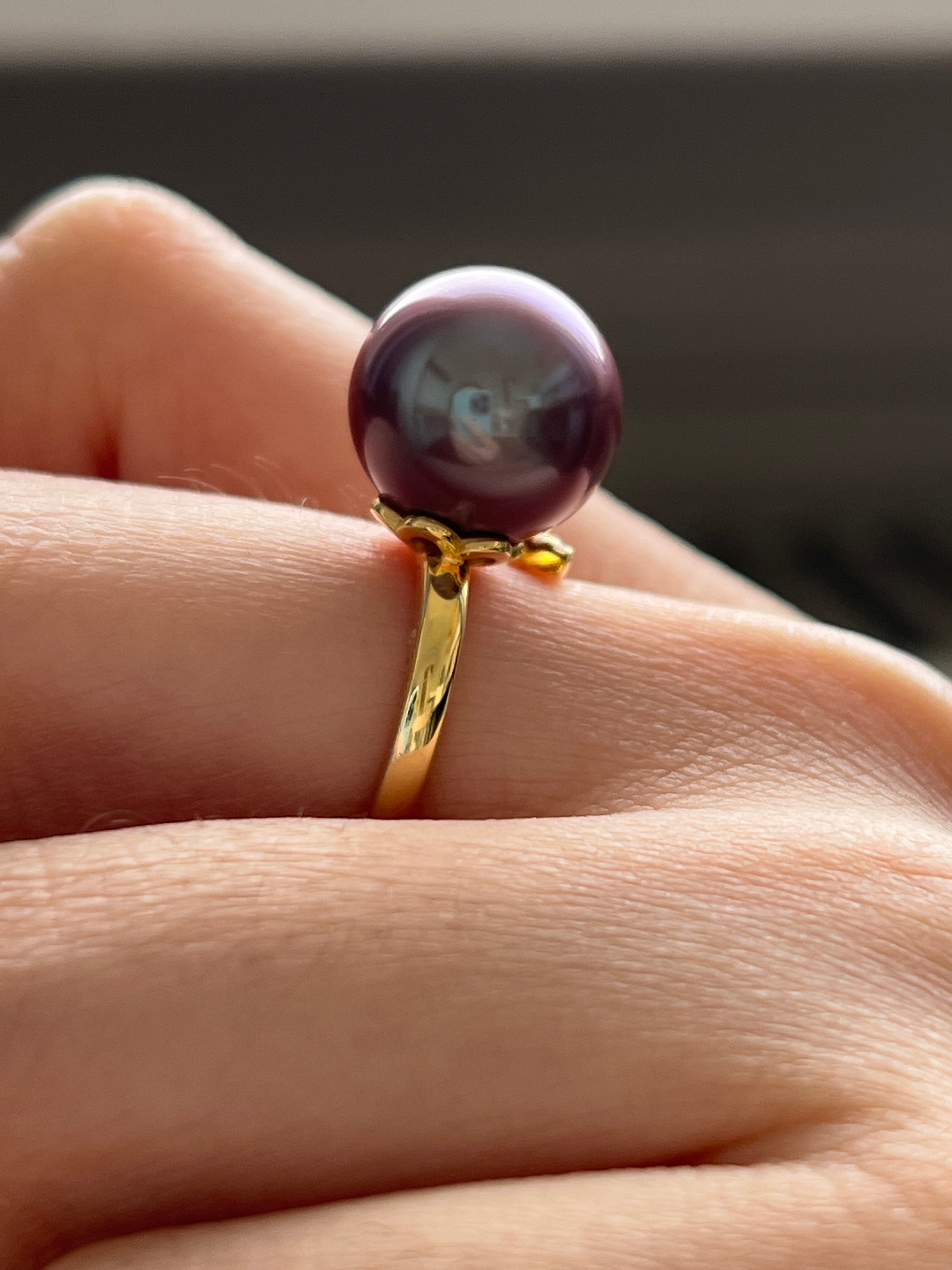 Excellent Quality Natural Deep Purple Black Round Pearl Ring