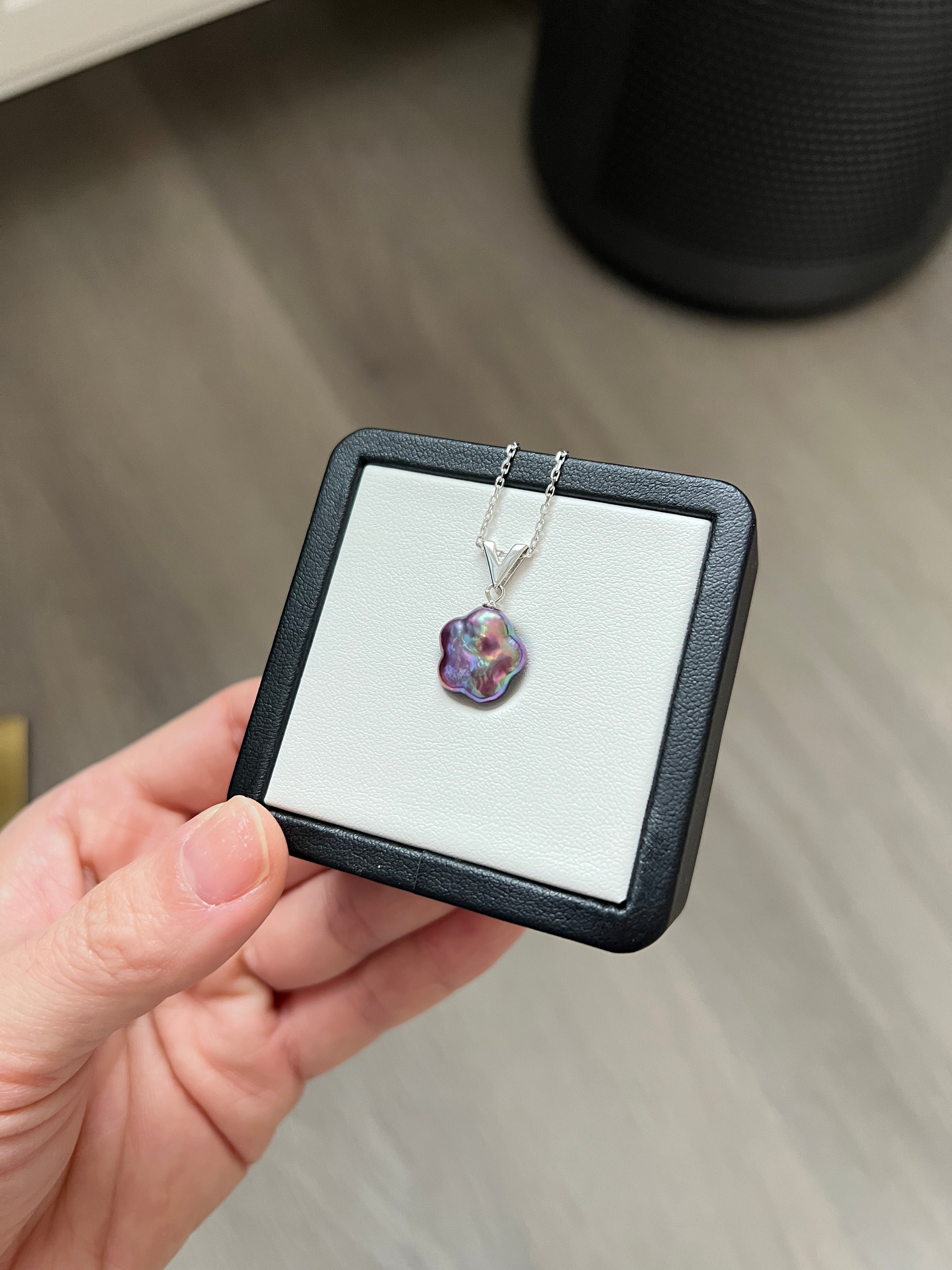 Excellent level silver necklace with  splendid colorful floral pearl-deep grape purple mixed with blue overtone. Order for M.