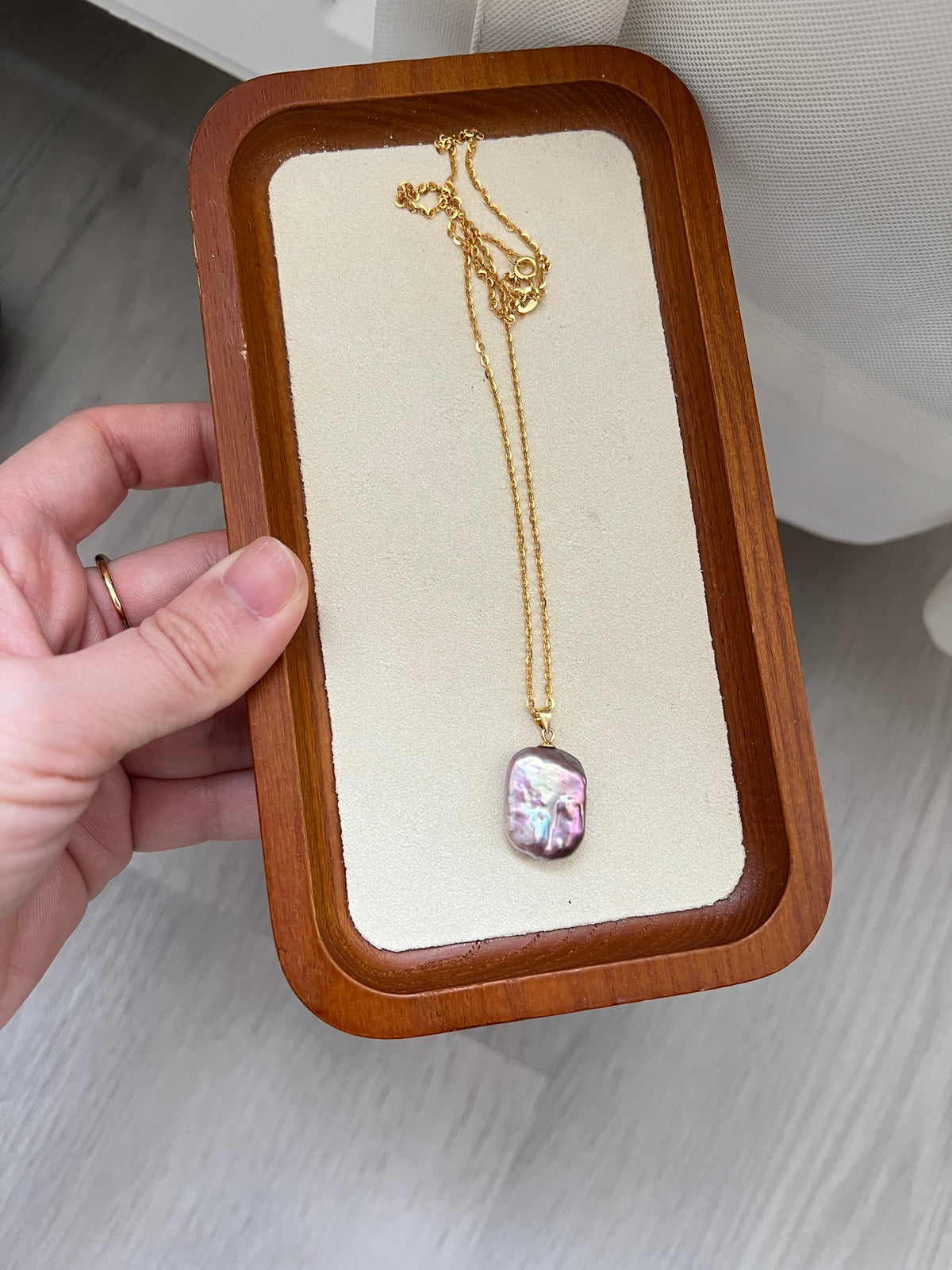 fairy color square pearl necklace-chain included