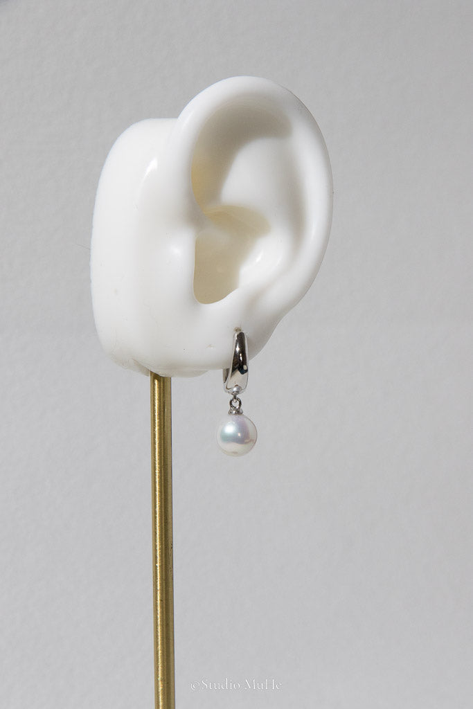 The Classic — White Round Freshwater Pearl Hoop Earrings