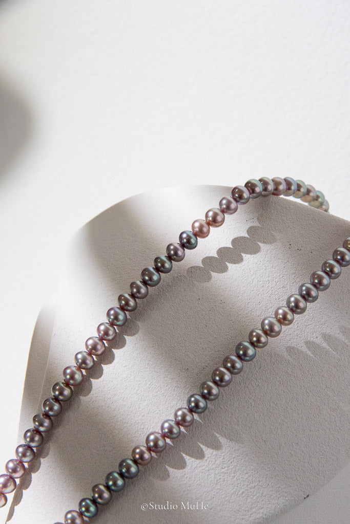 Silver Green — Metallic Freshwater Pearl Necklace