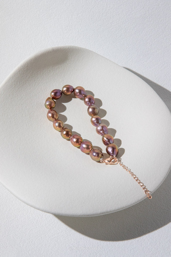 Avocado Pearls — Metallic Green Baroque Freshwater Pearl Bracelet