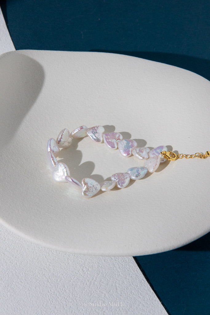 Sixteen Hearts — White Heart-Shaped Freshwater Pearl Bracelet