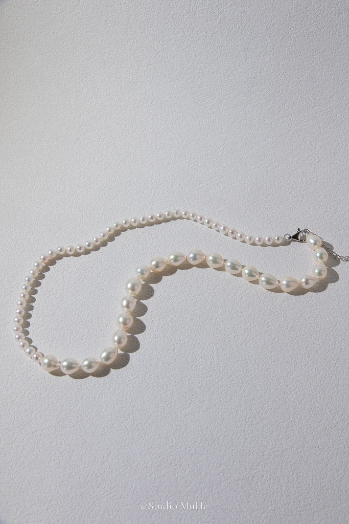 Daily rains-White Drop & Round Freshwater Pearl Necklace
