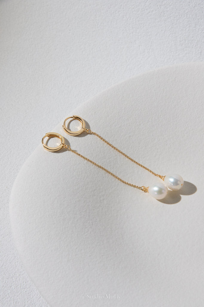 Head Held High — Long Freshwater Pearl Chain Earrings
