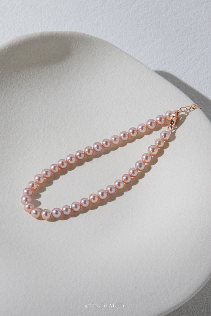 Perfect Peach — Top Quality Natural Pink Freshwater Pearl Bracelet