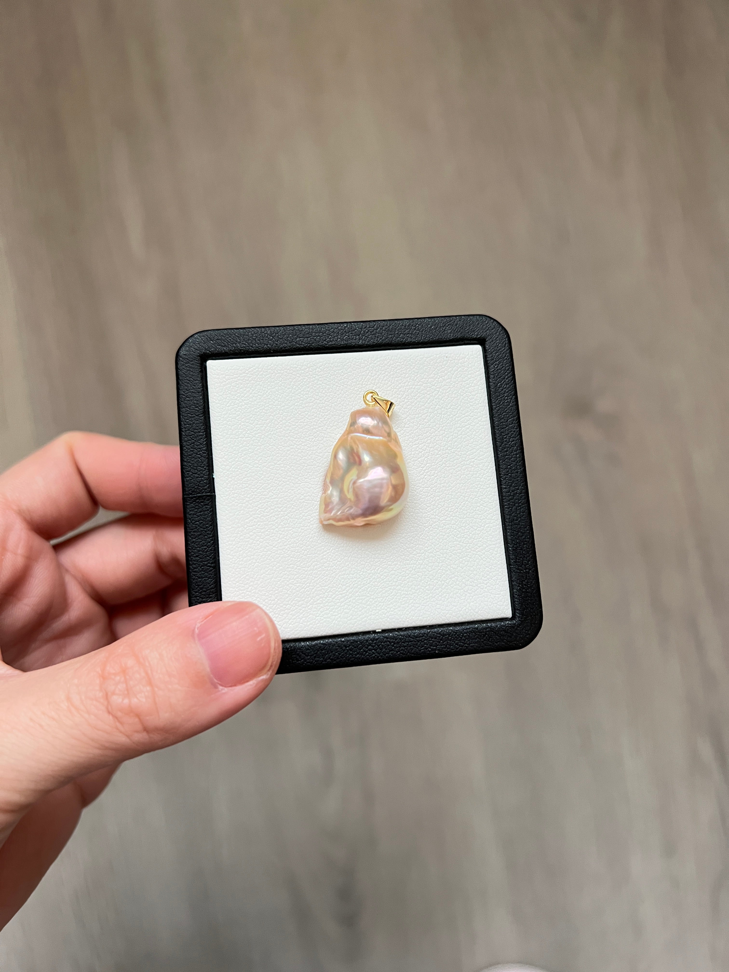 Vivid shiny golden pearl-Long triangle