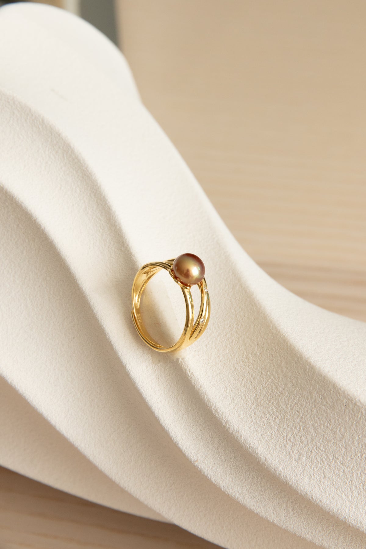 TOP Excellent Intense Tea Gold rice pearl ring.