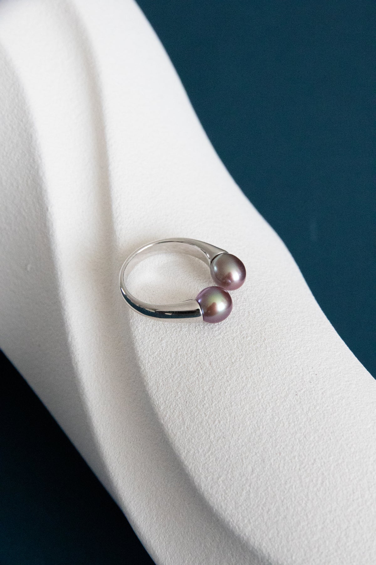 Excellent Blue-Violet Double Rice pearl ring