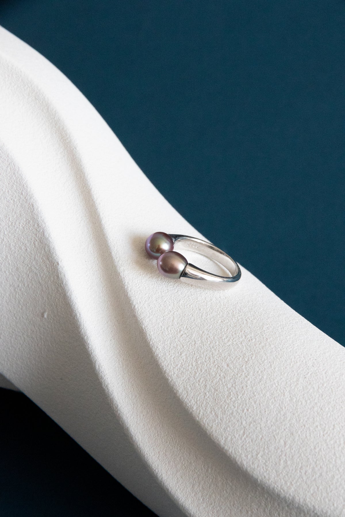 Excellent Blue-Violet Double Rice pearl ring