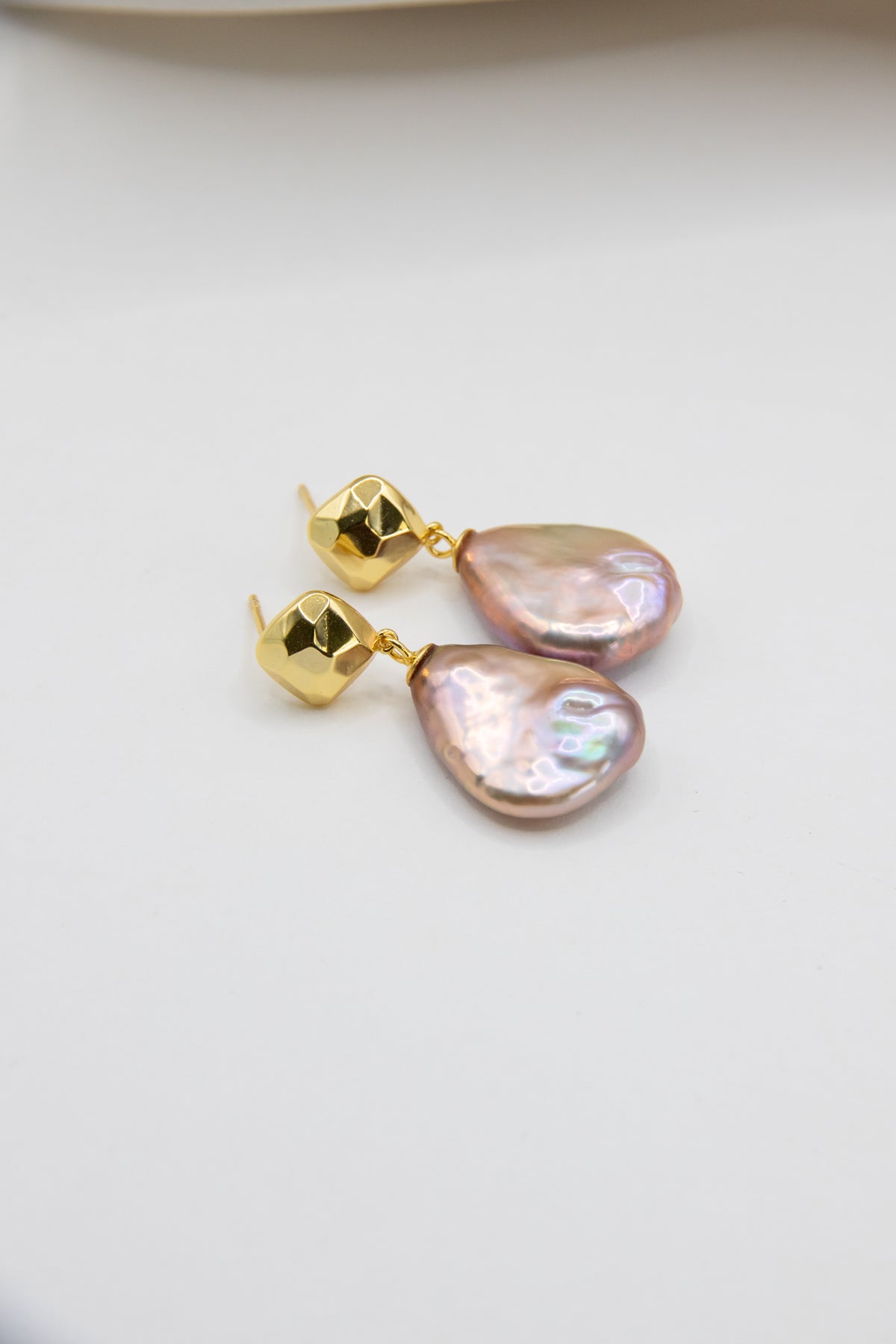 Diamond Shape flat big drop