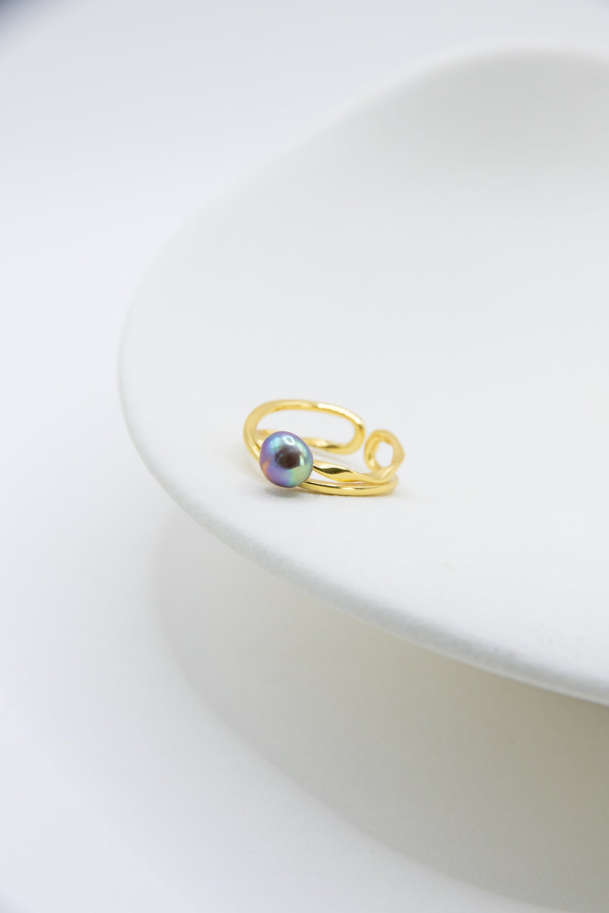 Excellent level rice pearl ring-Golden blue lake set