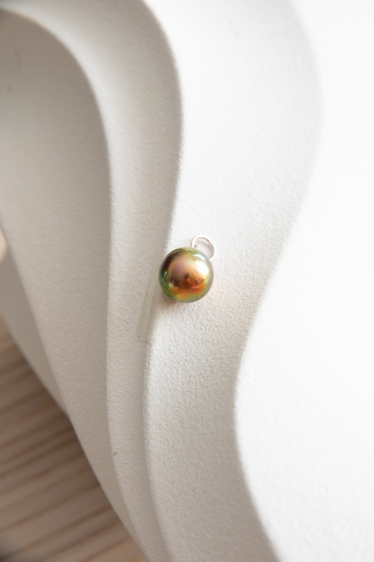 Excellent level Crazy Green avocado pendant