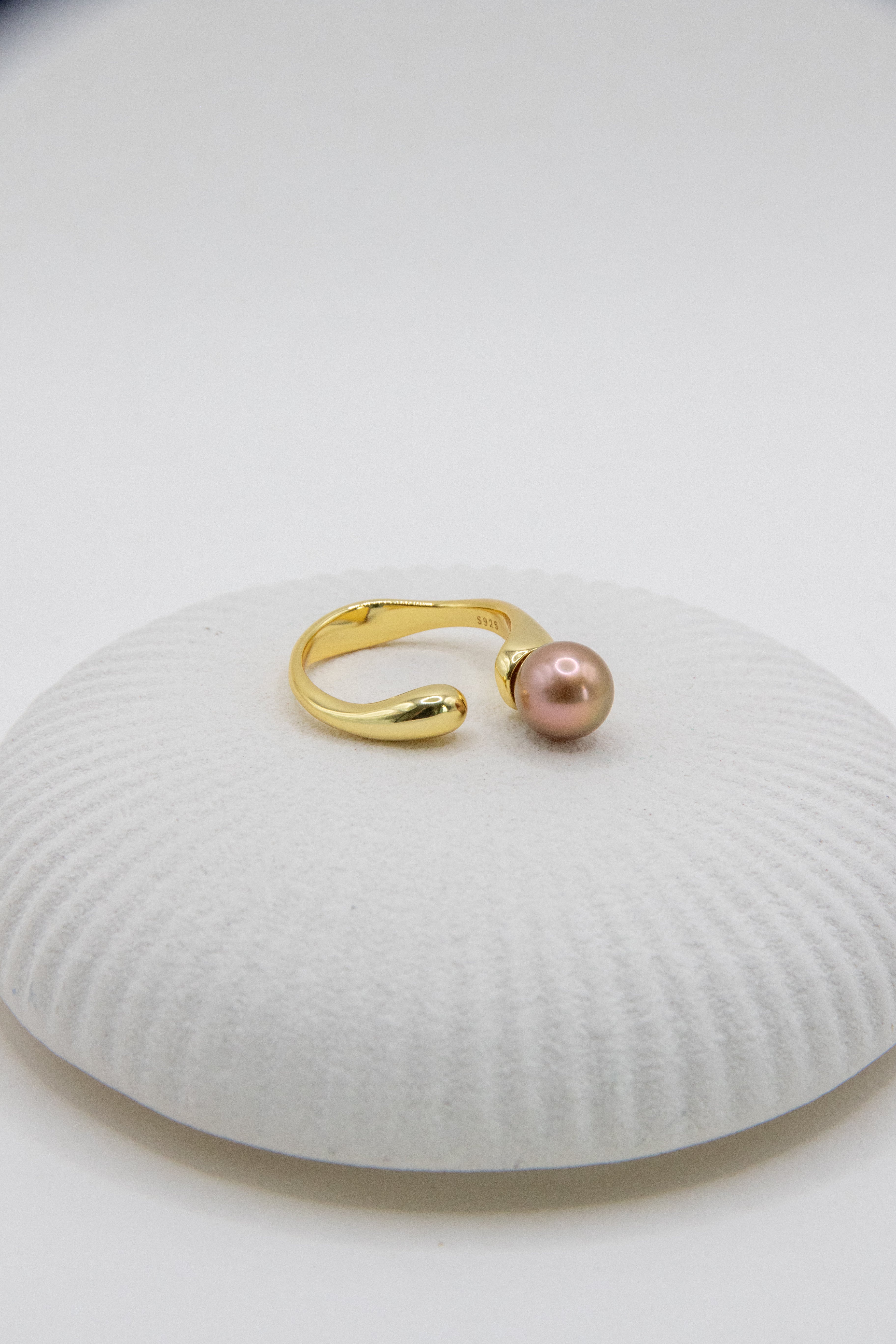 Daily Brown Golden ring