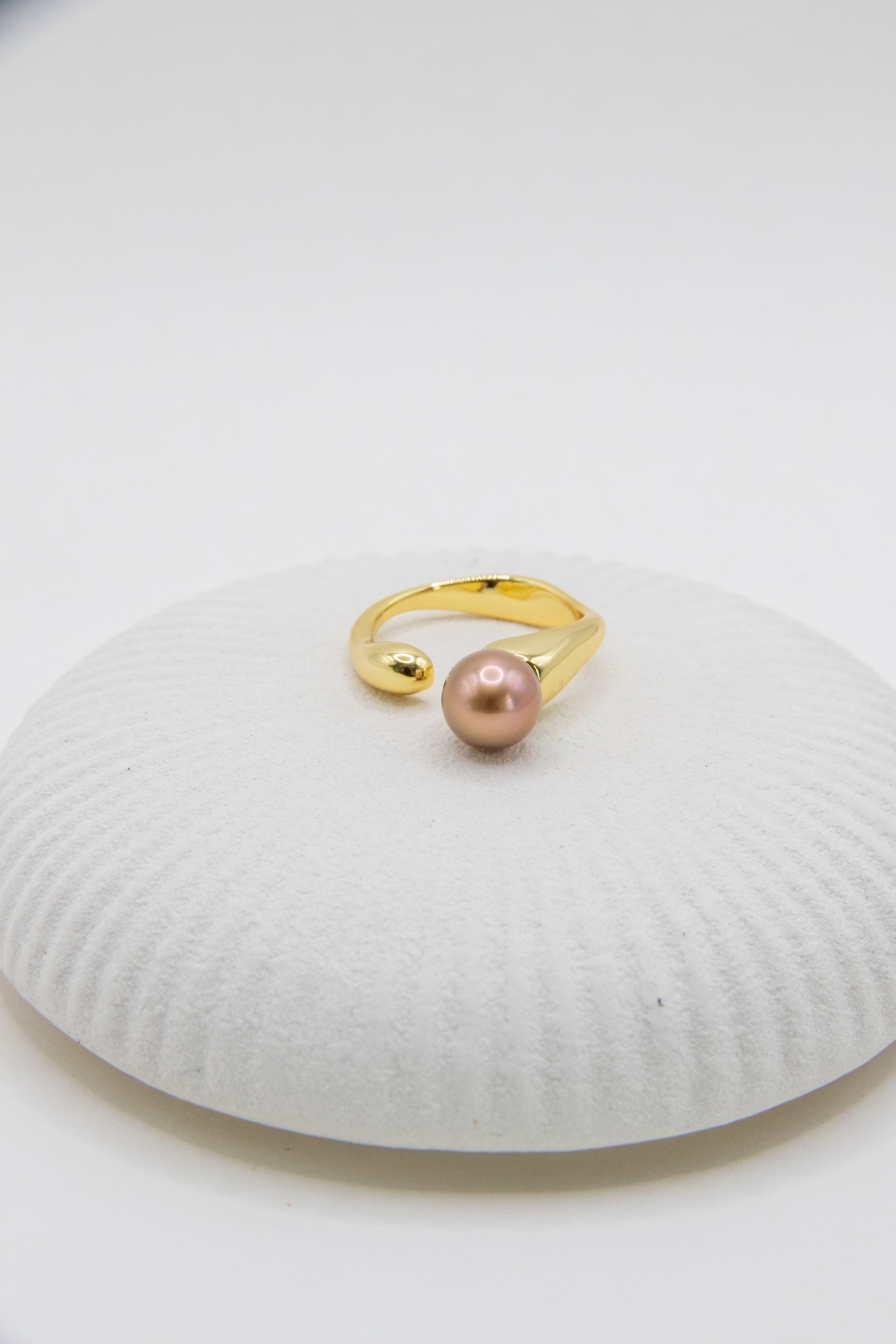 Daily Brown Golden ring