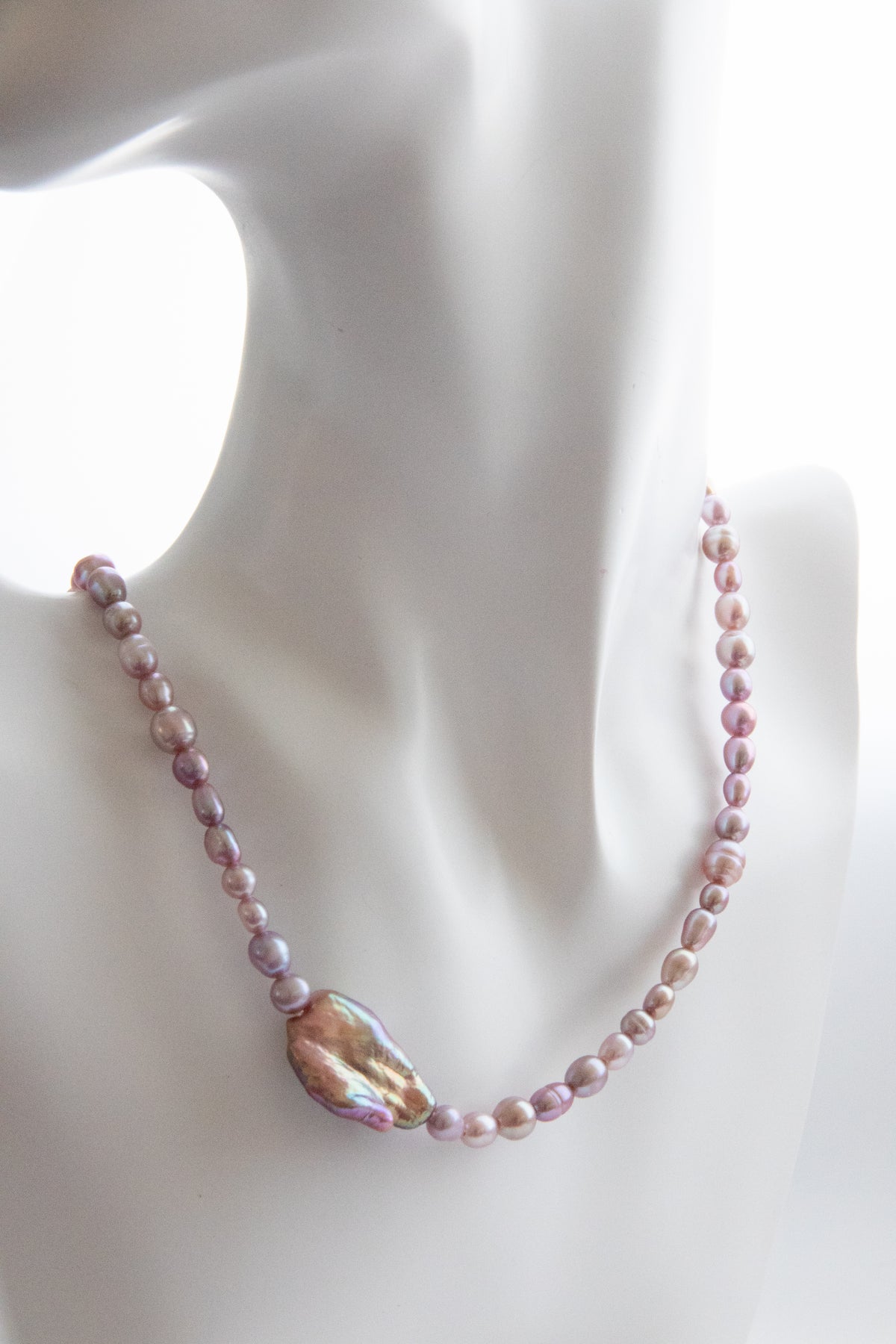 Collarbone Purple Aurora