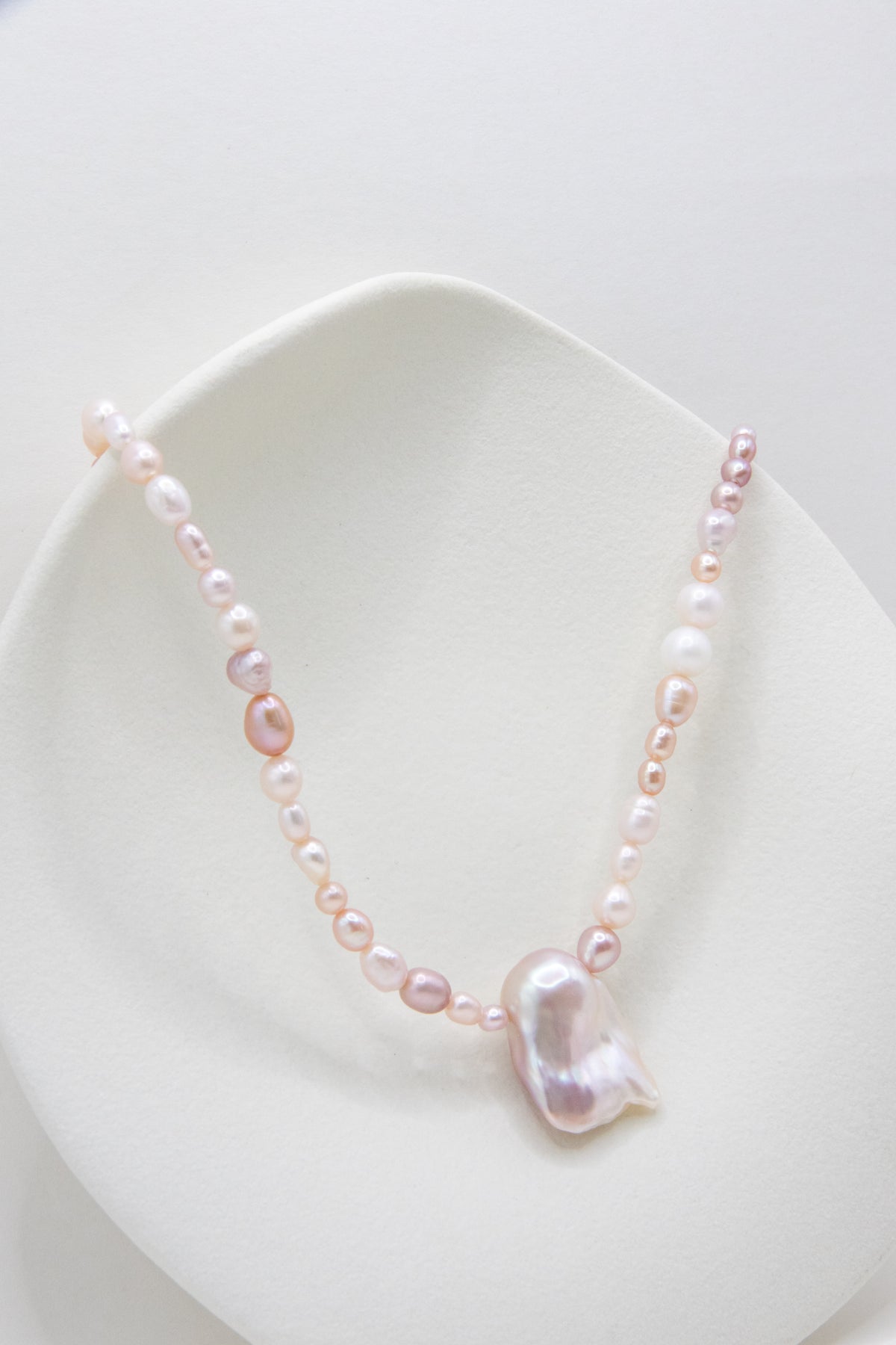 Pink Dream-Baroque pearl centered necklace with rice pearls