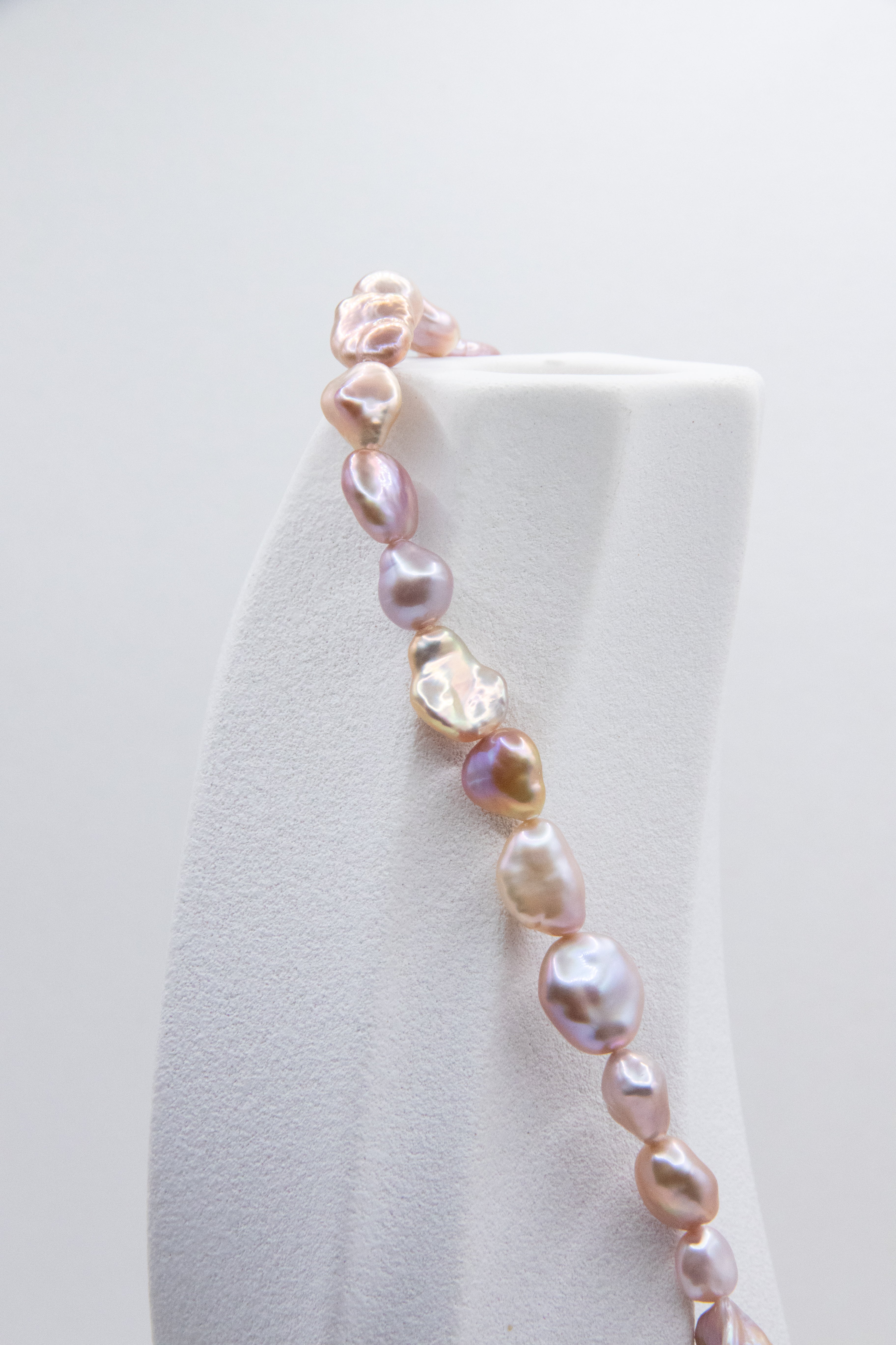 River Pebbles-Colorful Pearl necklace