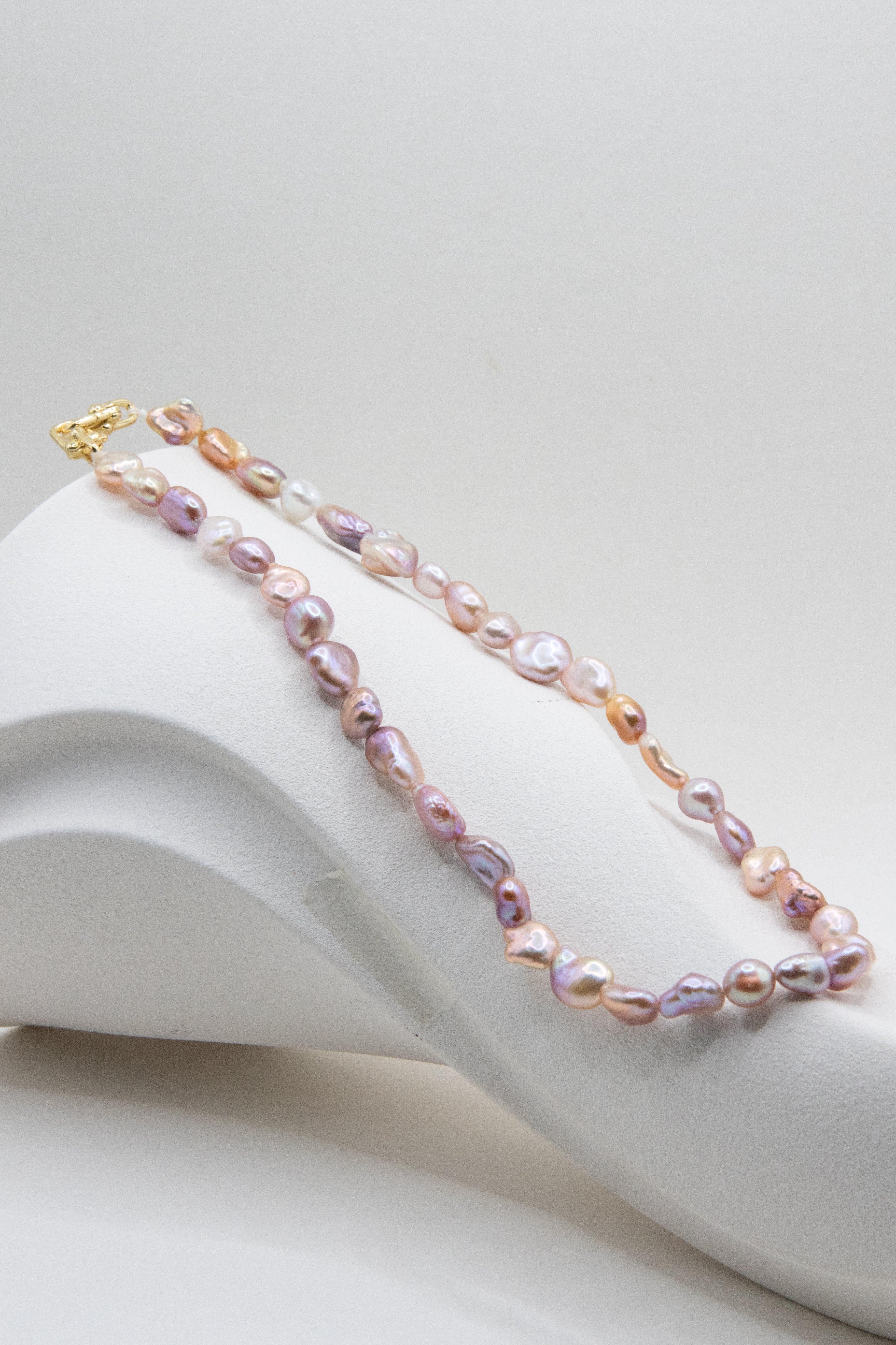 River Pebbles-Colorful Pearl necklace