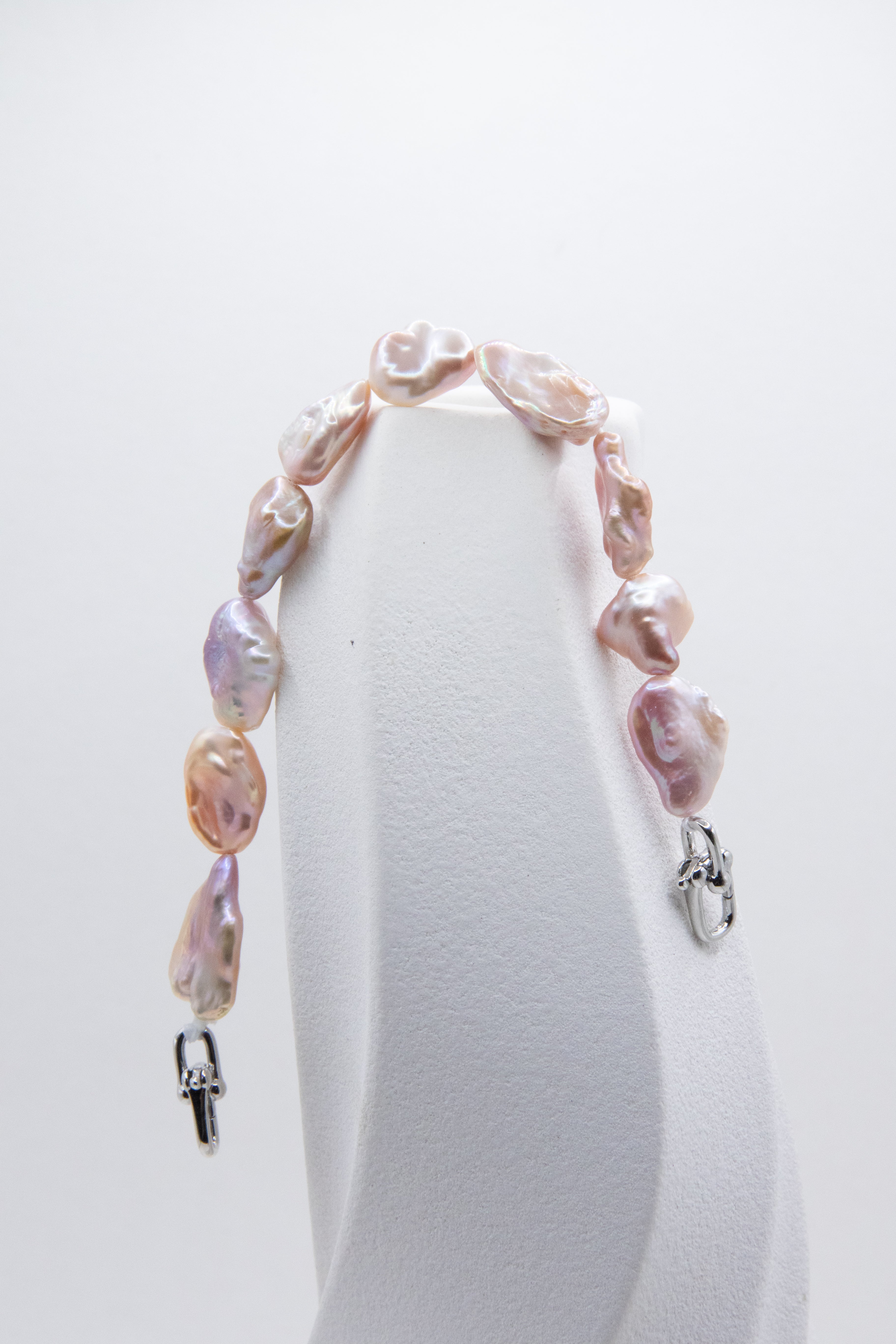 rose garden-full pearl bracelet